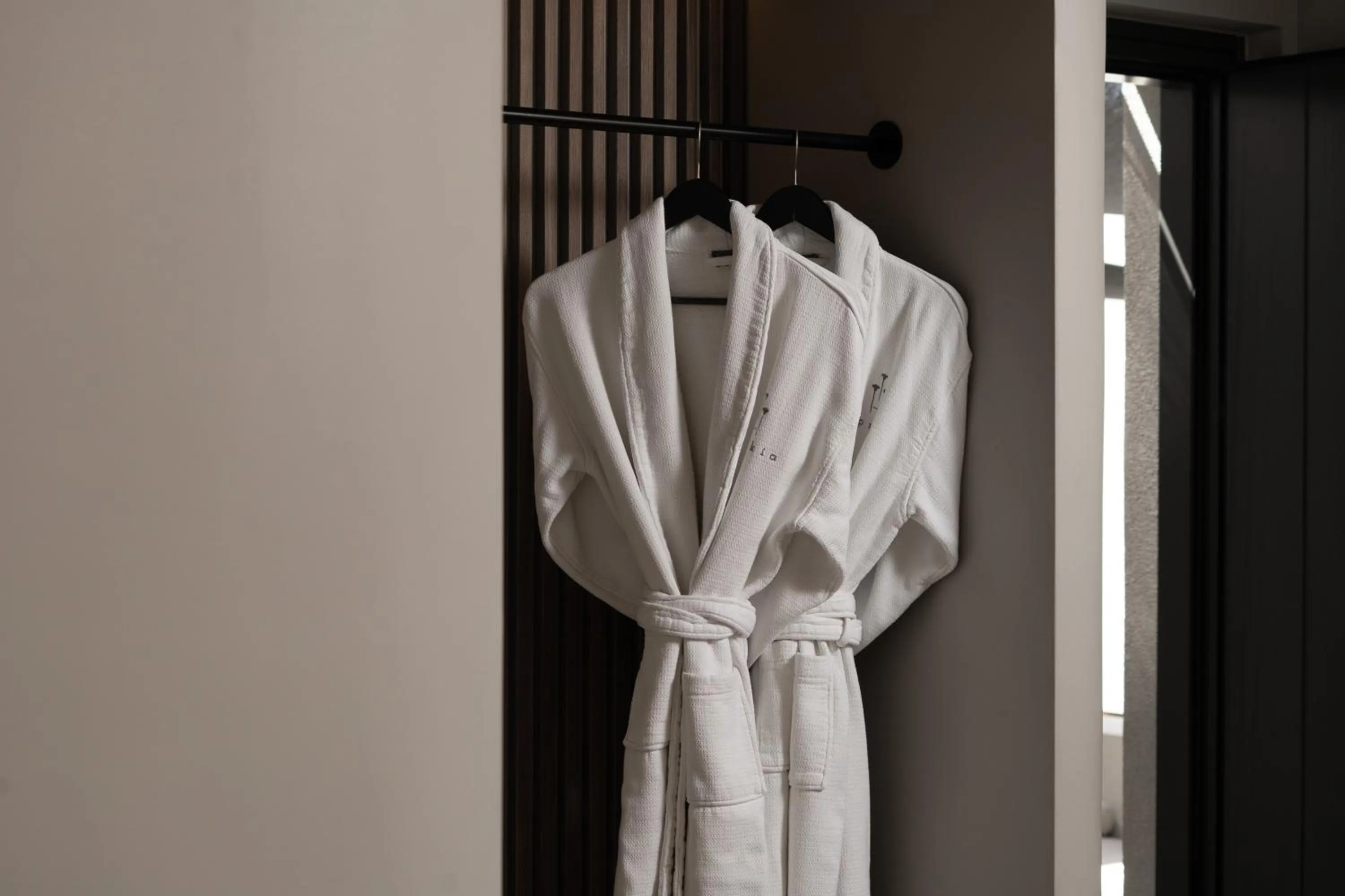 Decorative detail in Apikia Santorini