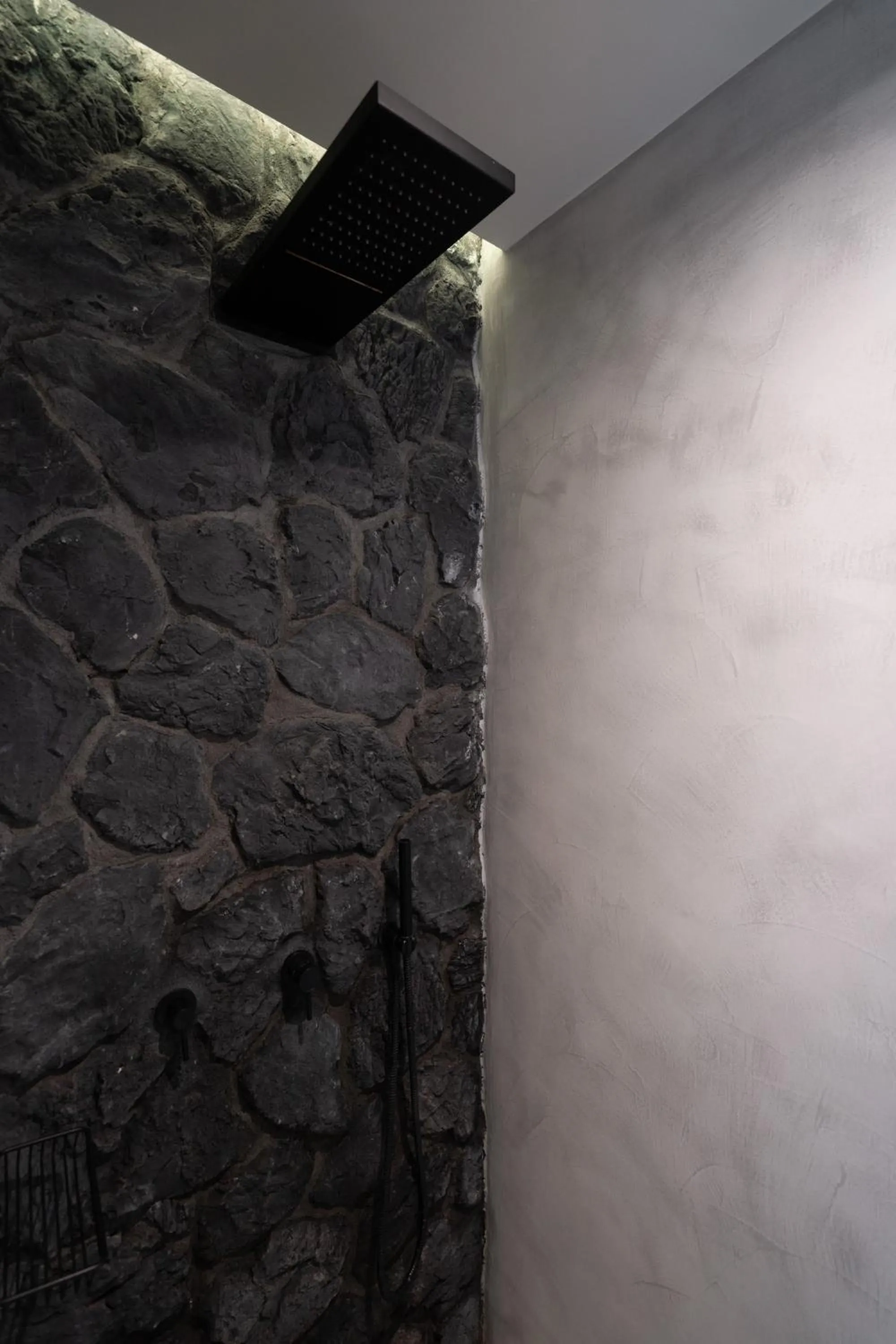 Shower in Apikia Santorini