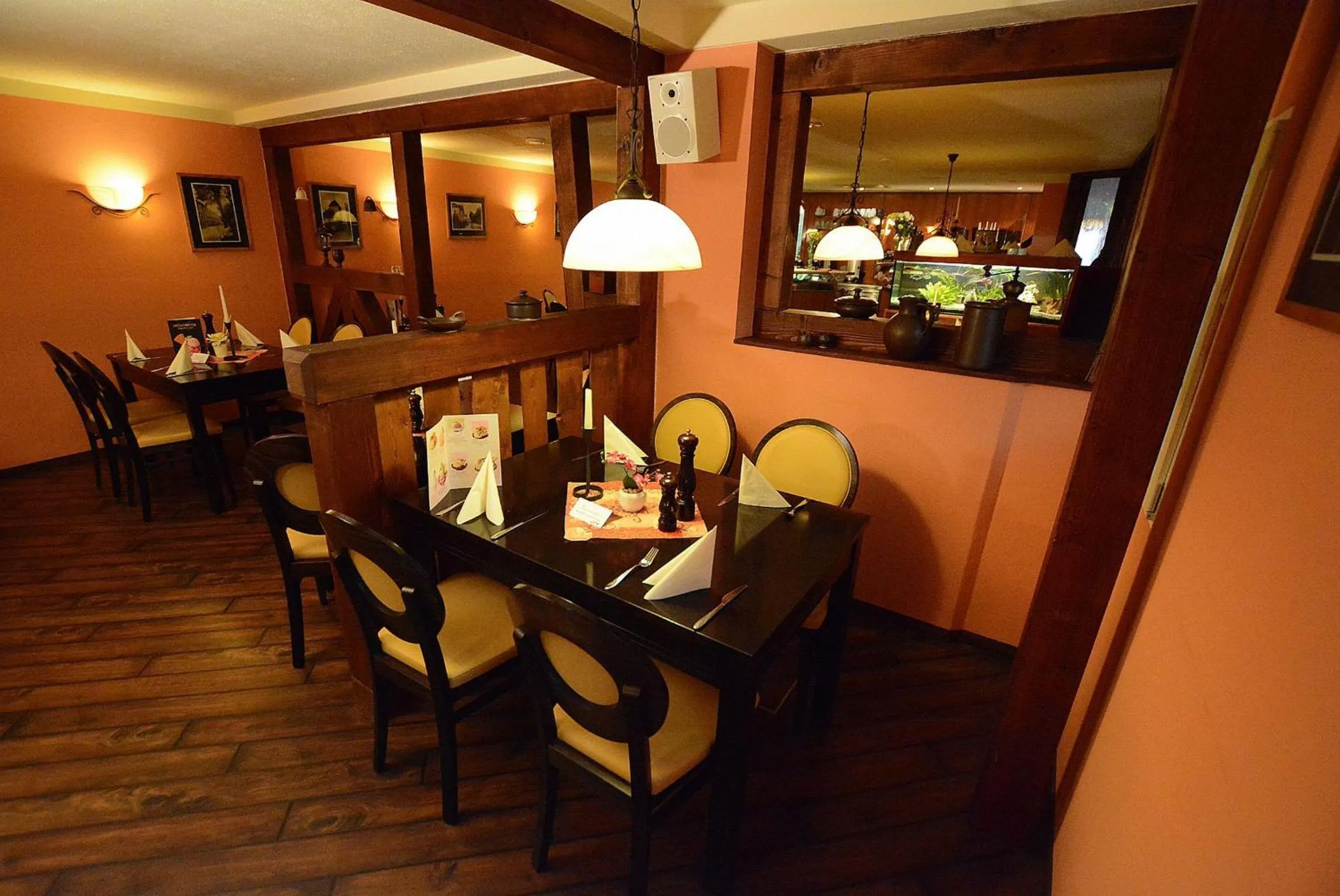 Restaurant/places to eat in Hotel Evabrunnen