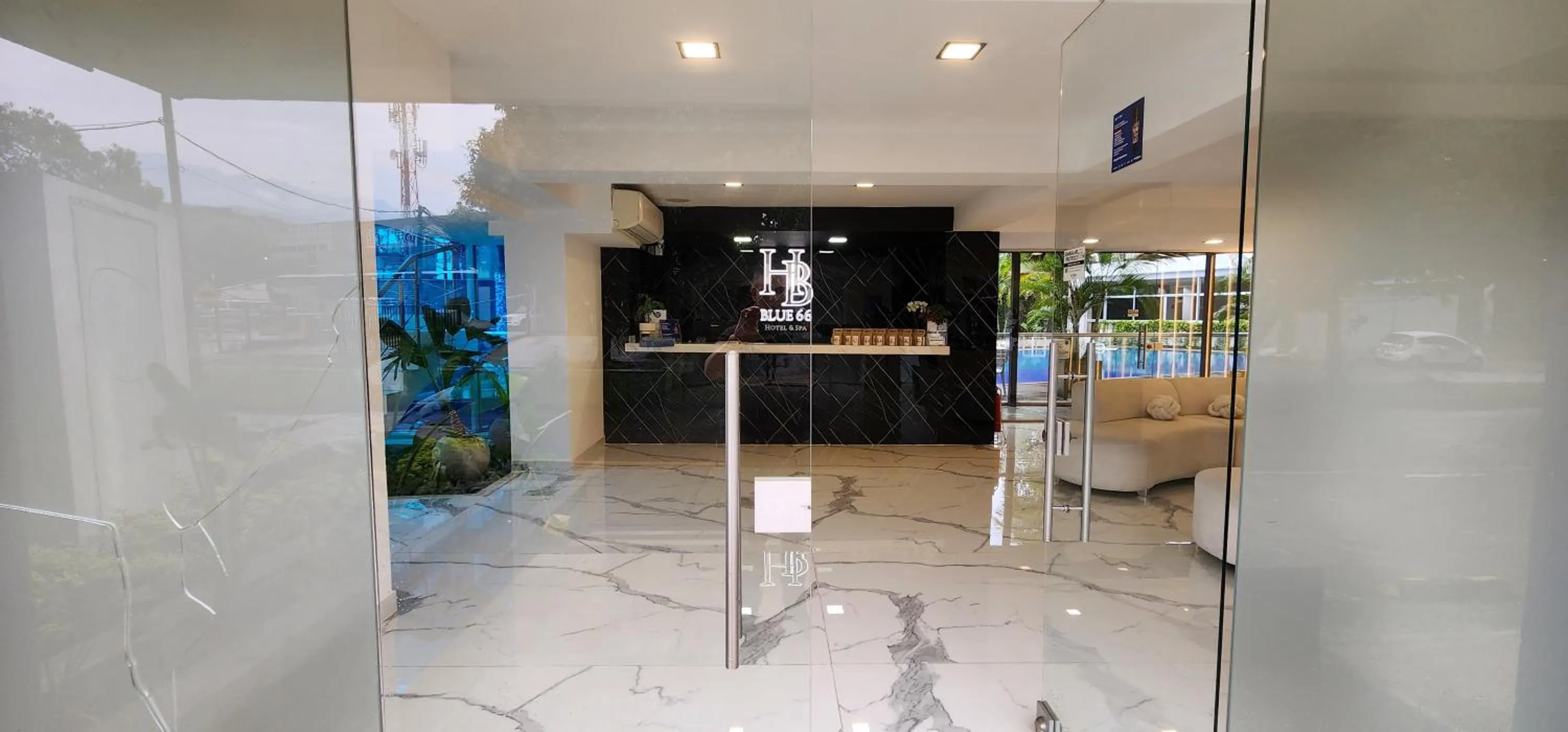 Lobby or reception in Hotel Blue 66