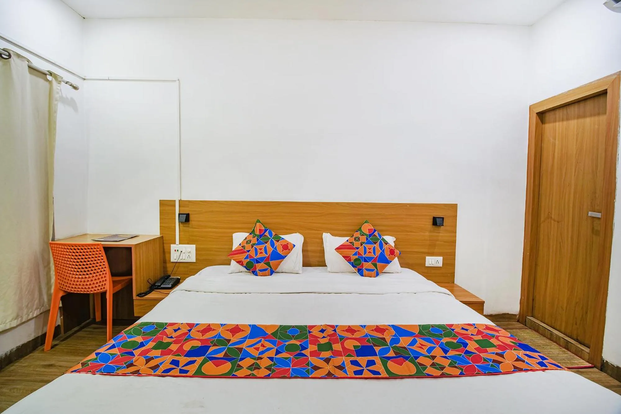 Bed in Via Anurag Residency