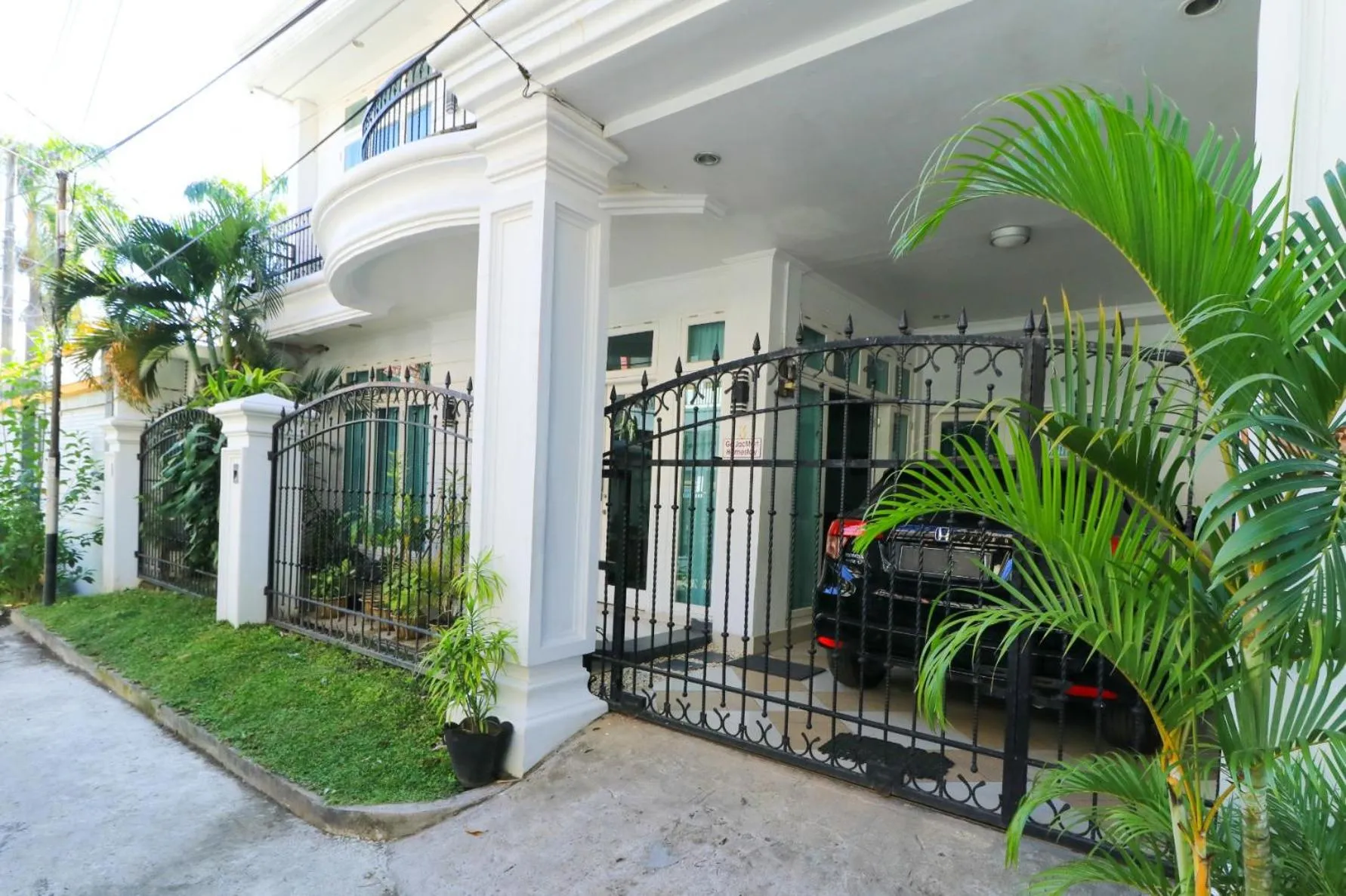 Property building in Ge JacMart Homestay Makassar