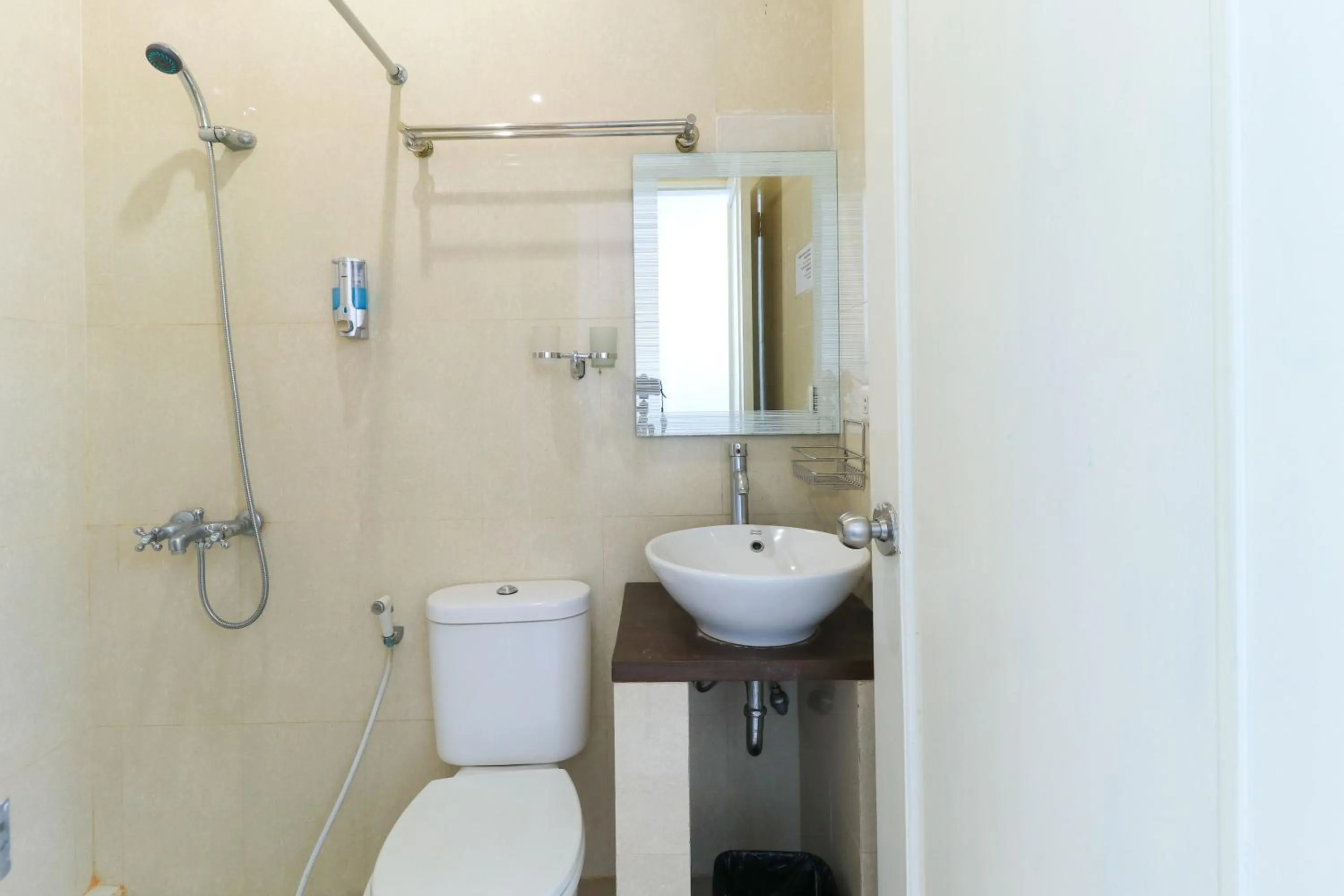 Bathroom in Ge JacMart Homestay Makassar
