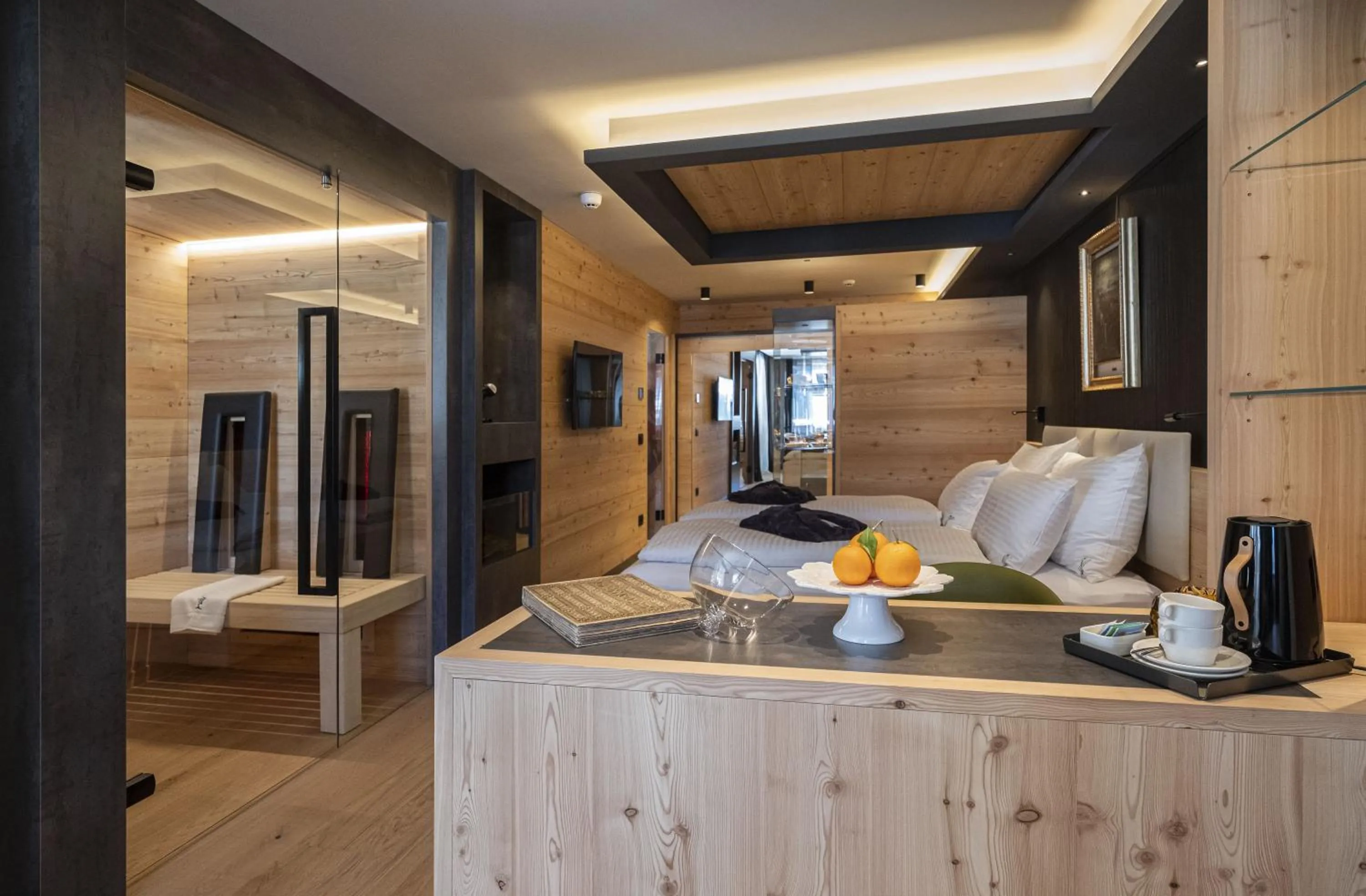 Bed in Locanda degli Artisti Art Hotel