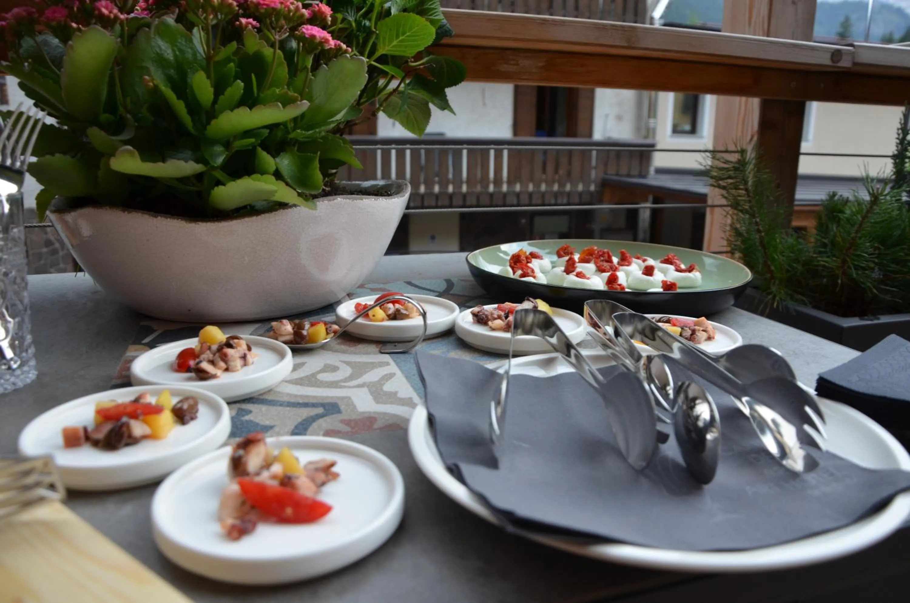 Food and drinks in Locanda degli Artisti Art Hotel