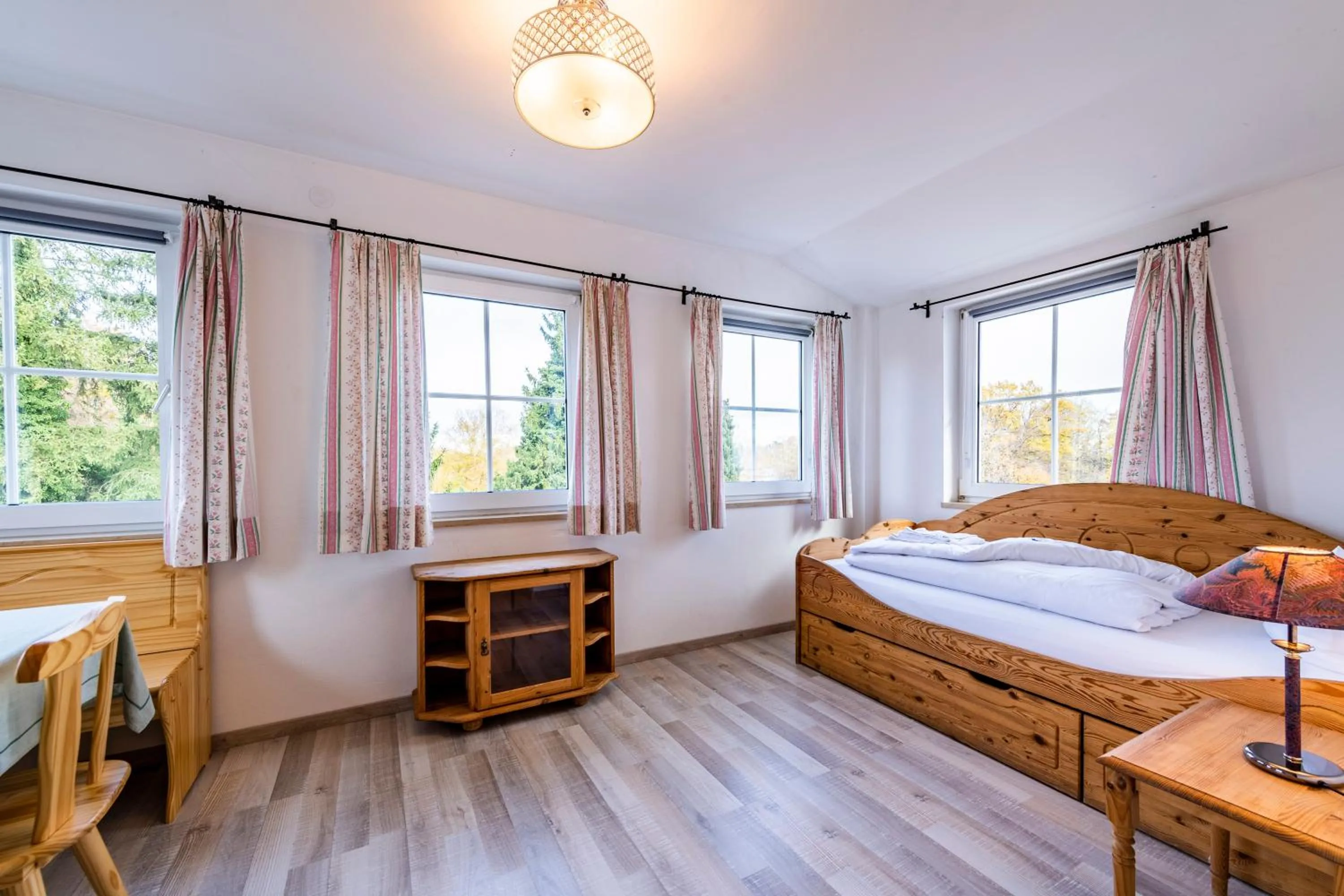 Seating area, Bed in Hotel Villa Sisi