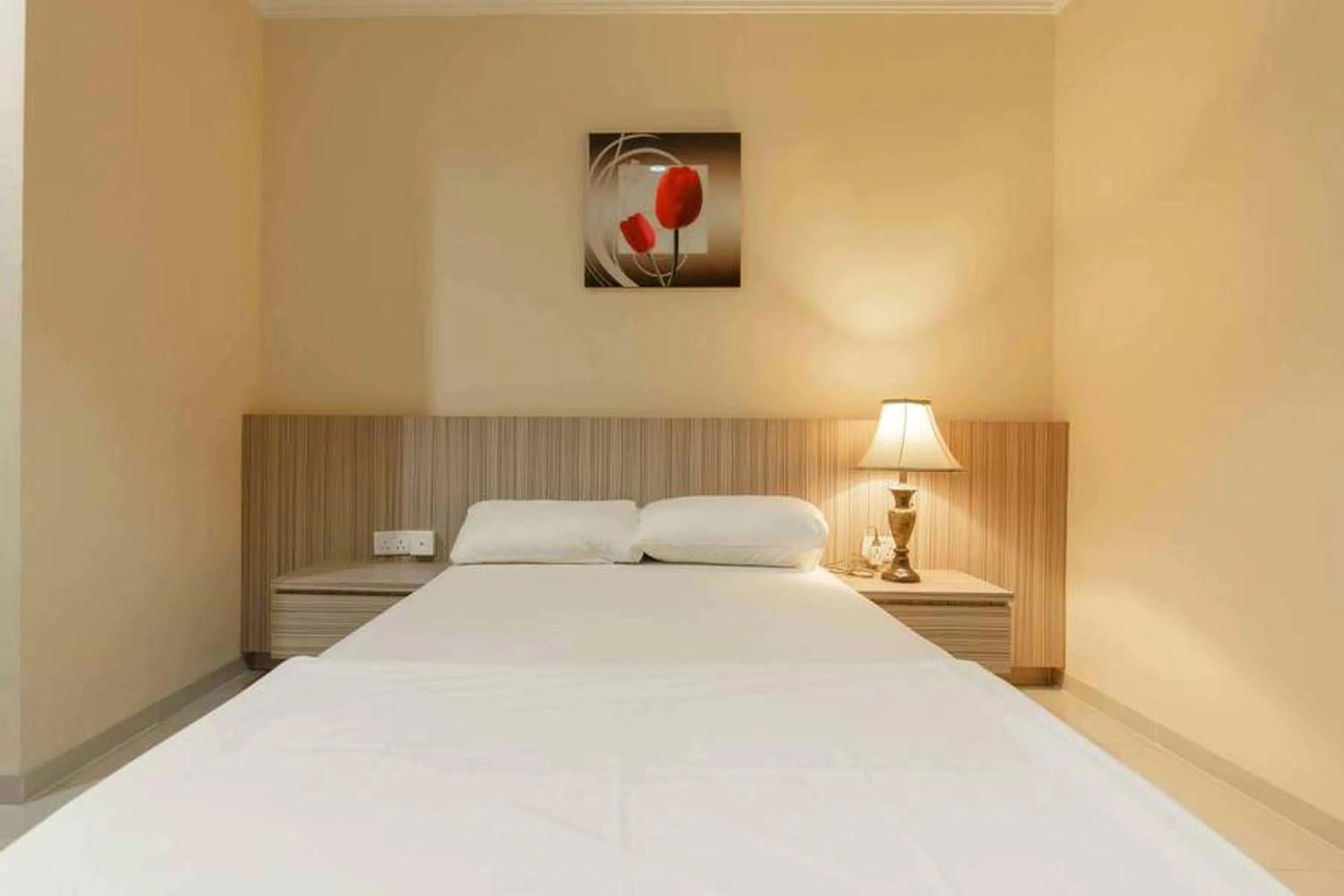 Queen Inn Batam RedPartner