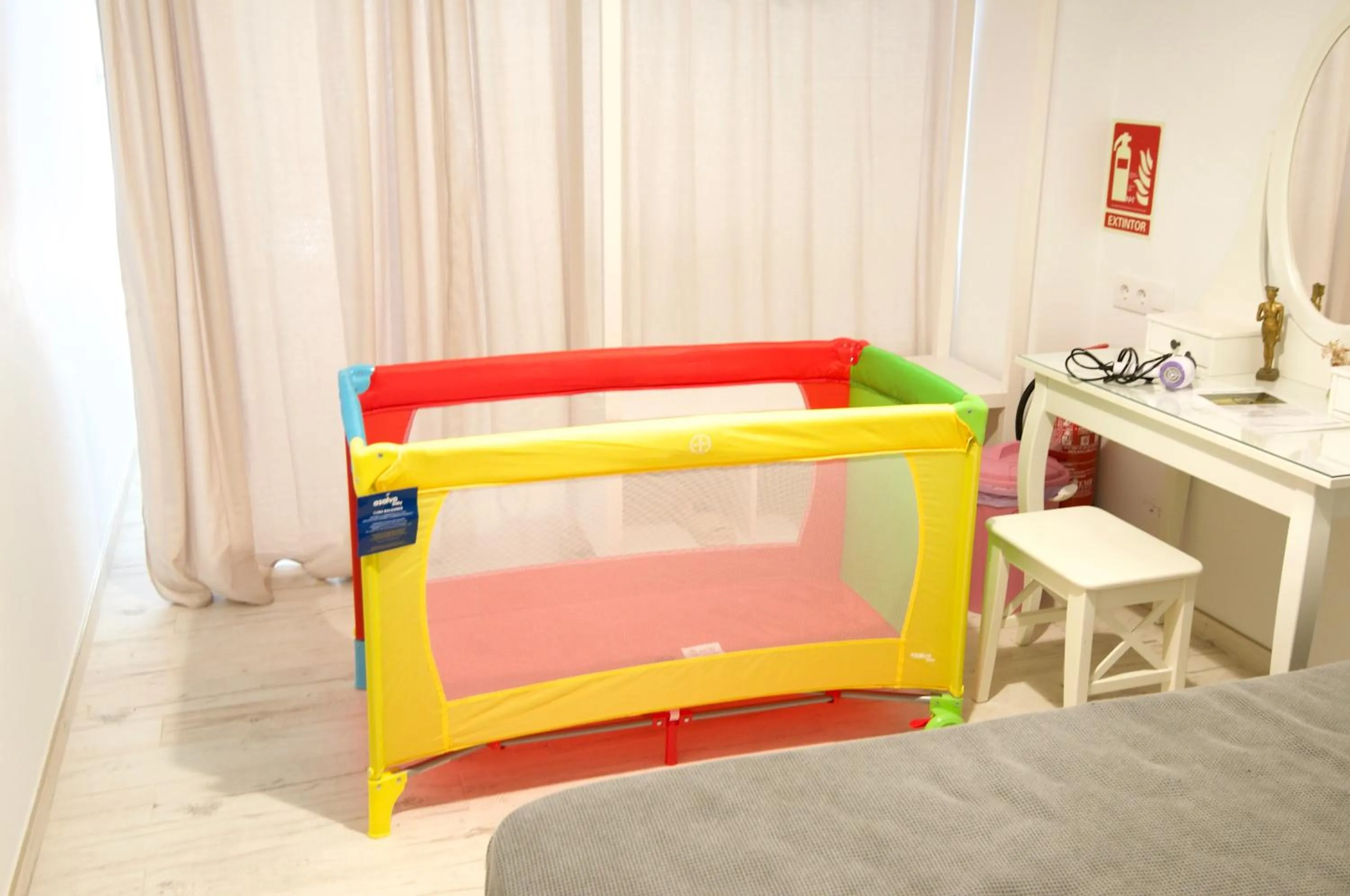 Bed in Loft Valentia Ifach Calpe