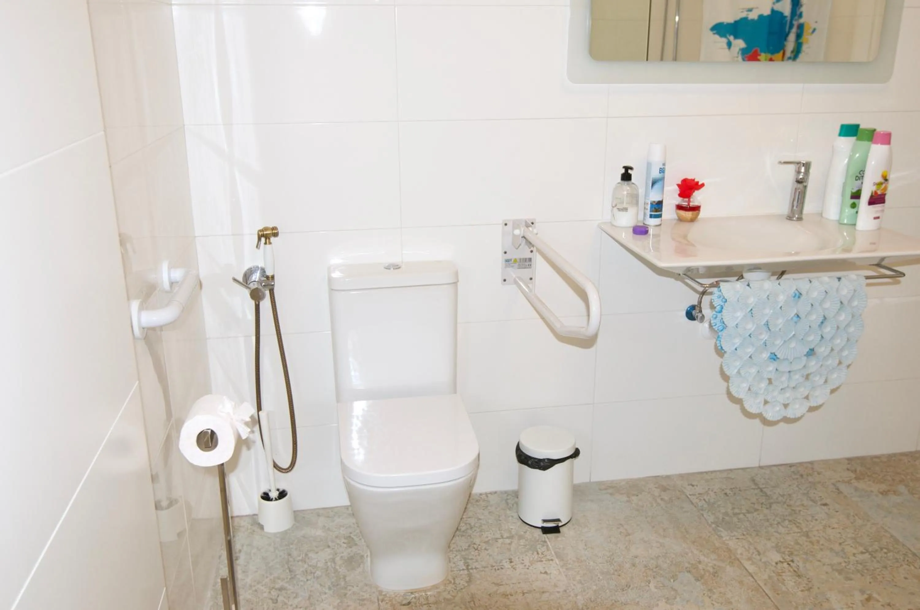 Toilet in Loft Valentia Ifach Calpe