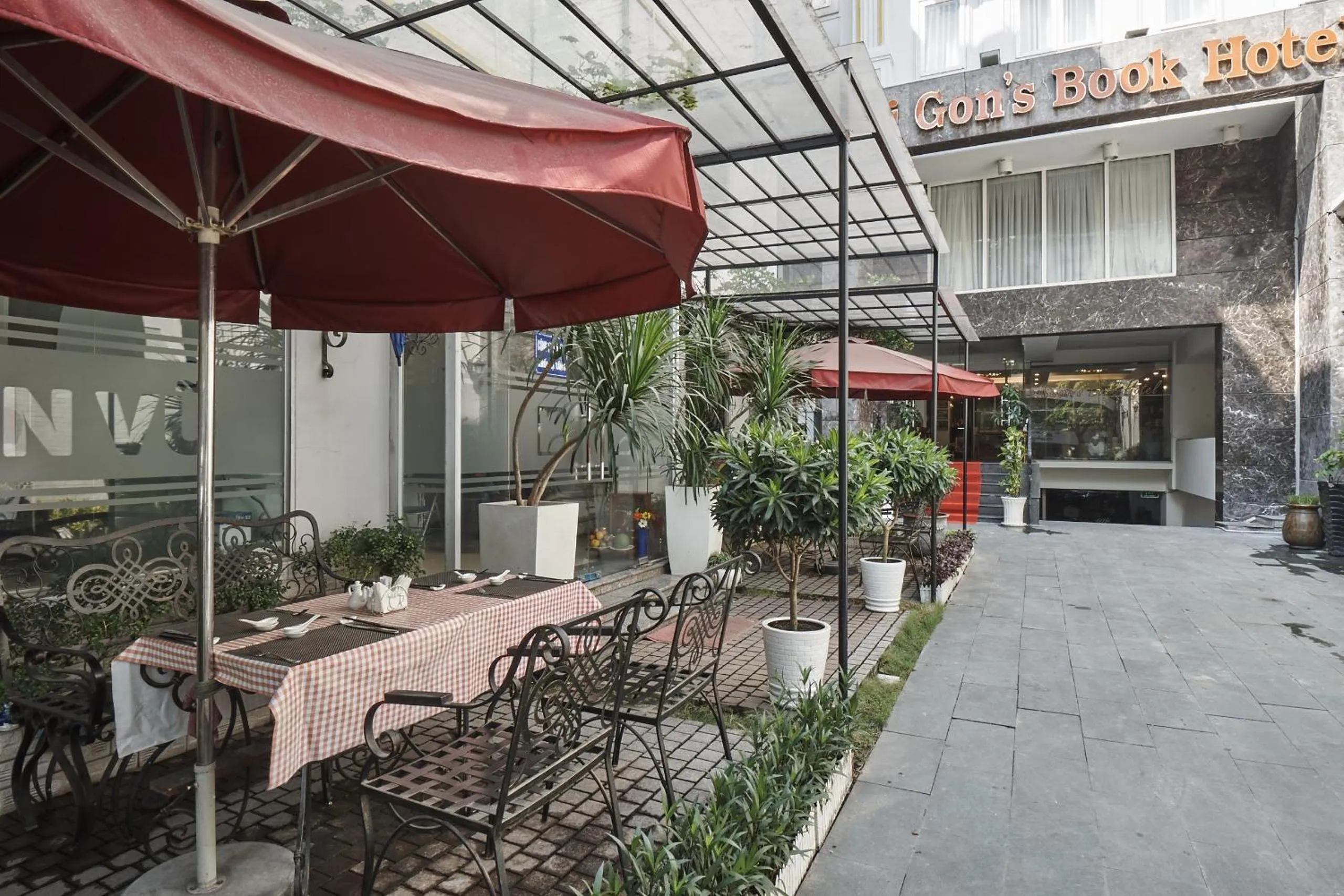Patio in Sai Gon's Book Hotel - The Airport Front