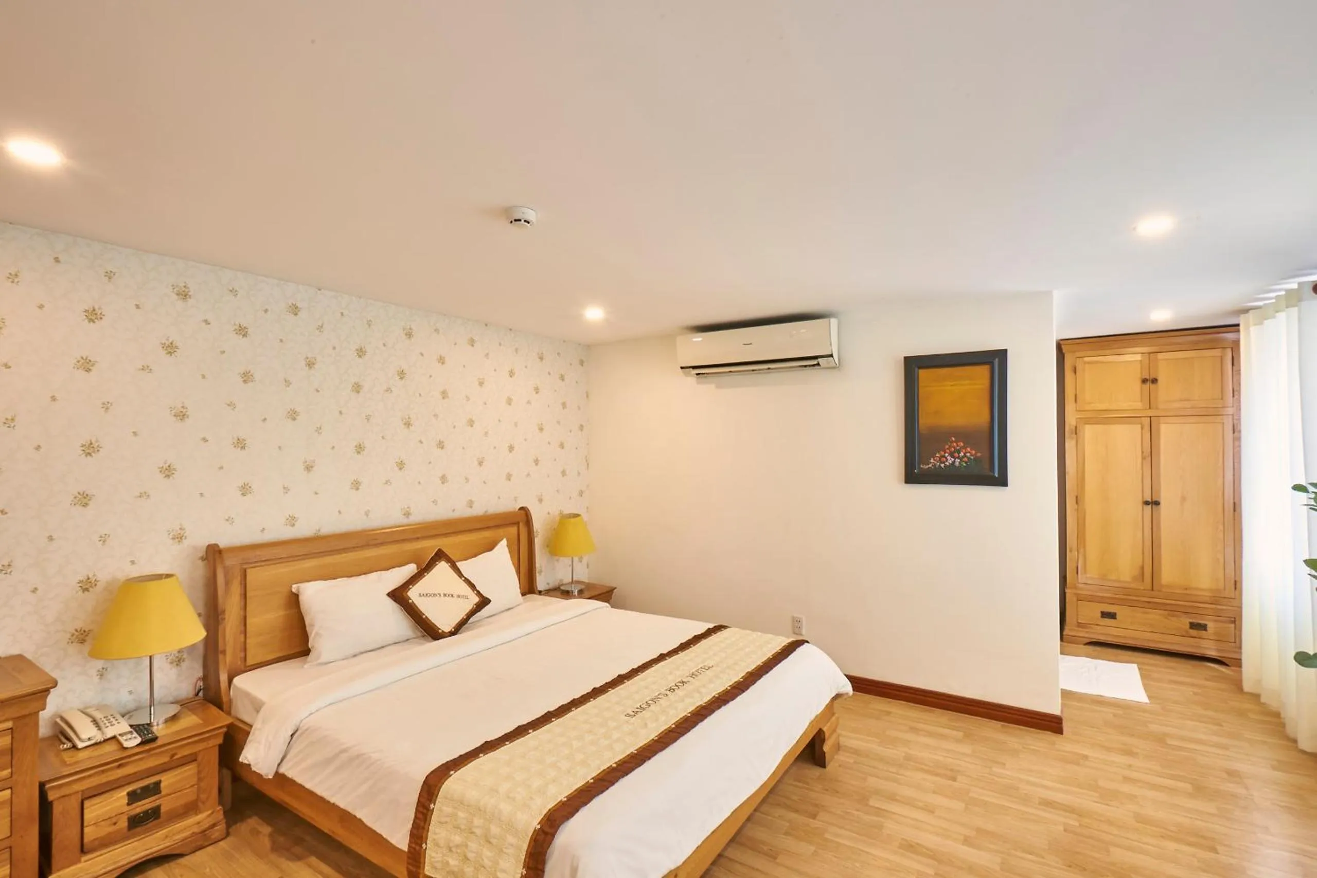 Bed in Sai Gon's Book Hotel - The Airport Front