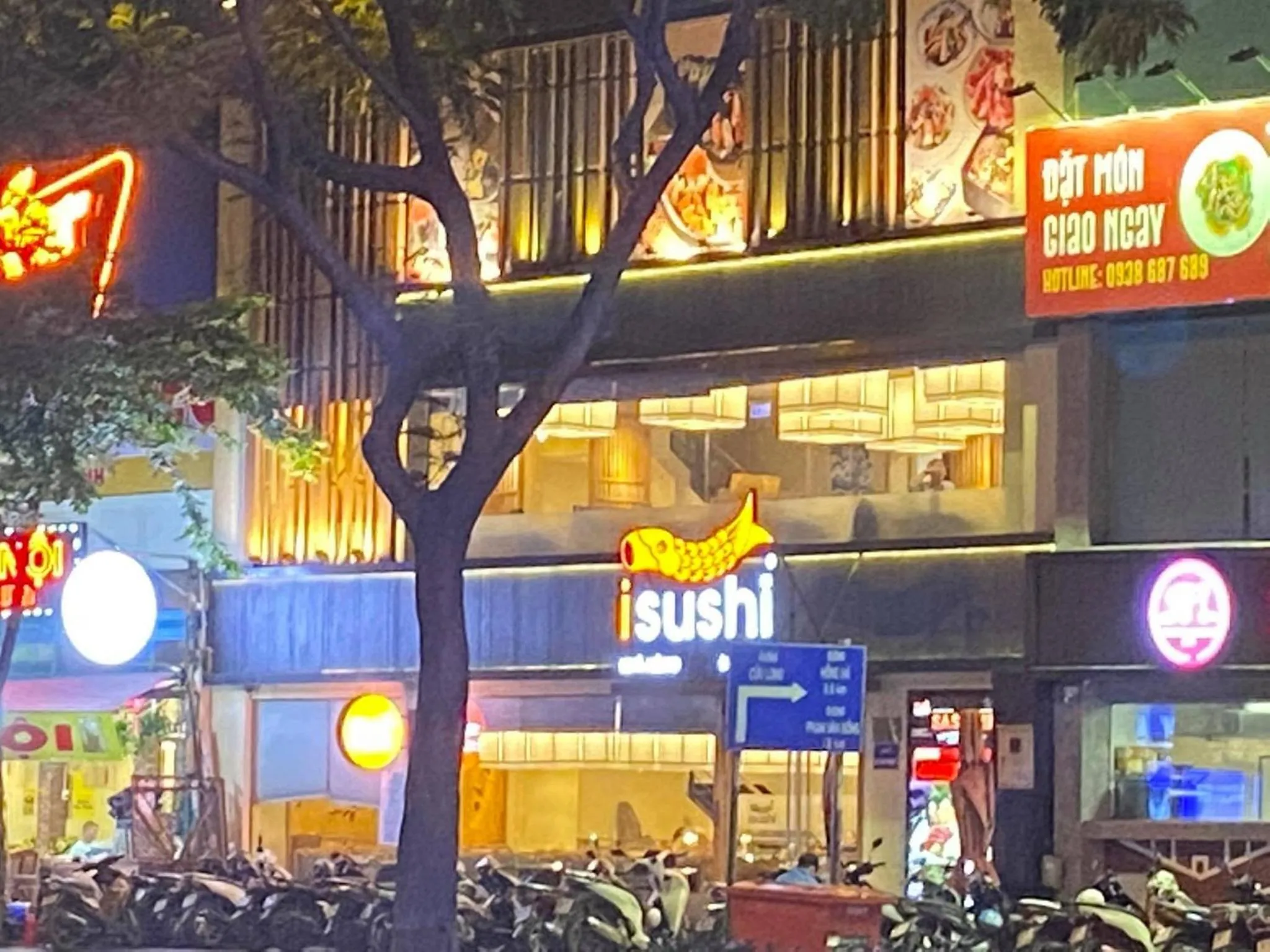 Restaurant/places to eat in Sai Gon's Book Hotel - The Airport Front