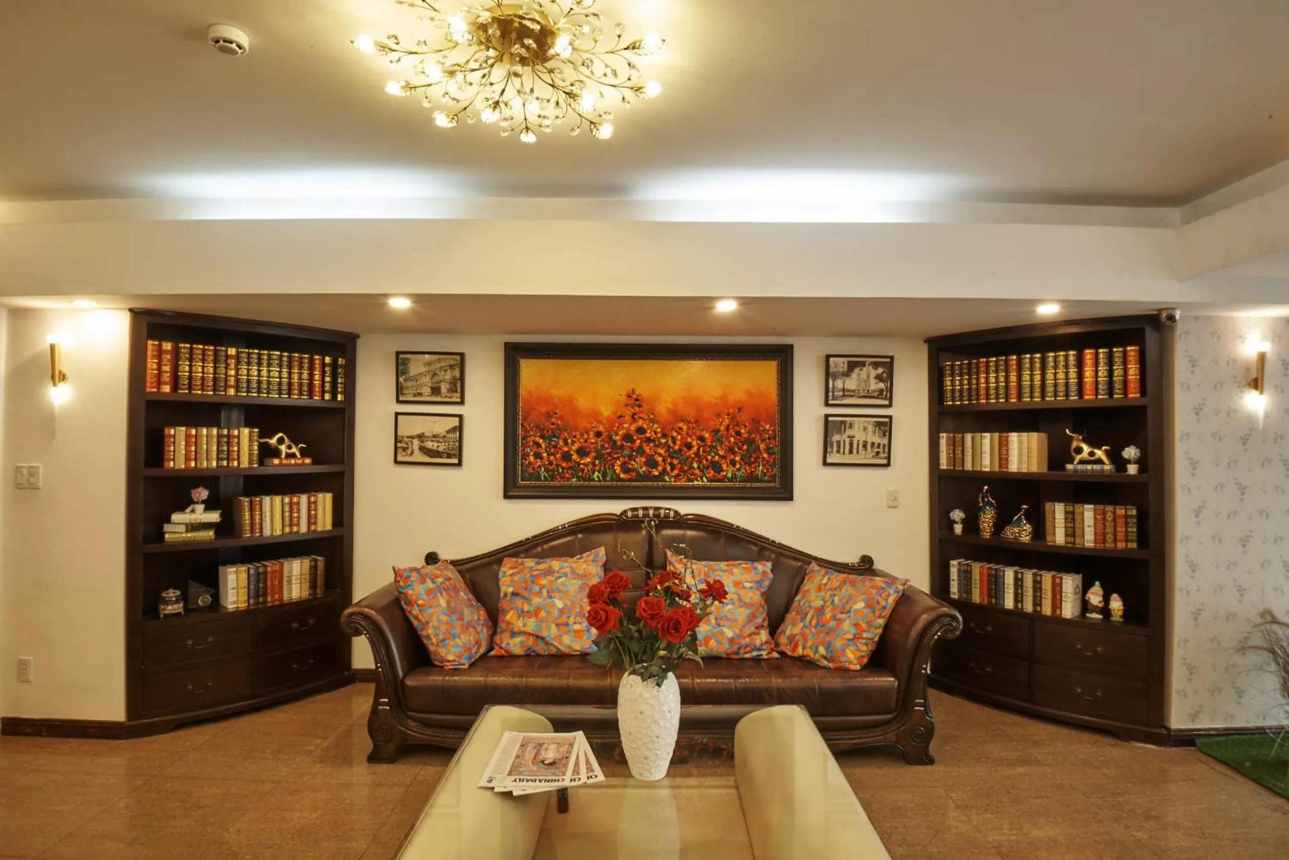 Living room in Sai Gon's Book Hotel - The Airport Front