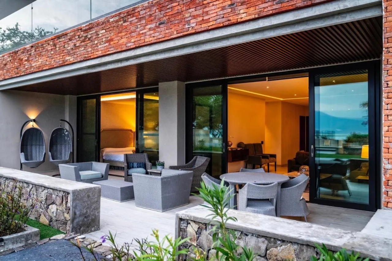 Nimue Marina Residence