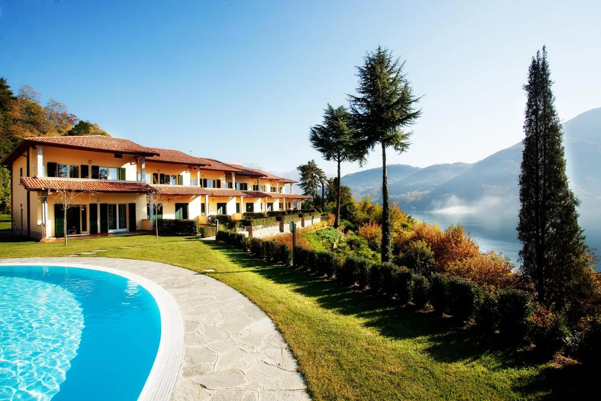 Property building in Tremezzo Residence 3-1 of 11 apartments in an exclusive residence by Italian Apartments