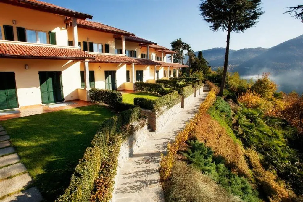 Property building in Tremezzo Residence 3-1 of 11 apartments in an exclusive residence by Italian Apartments