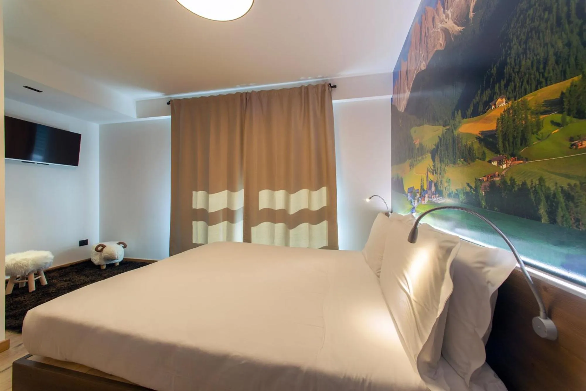 Bed in YUGOGO PELLICO 8 Trento Centro