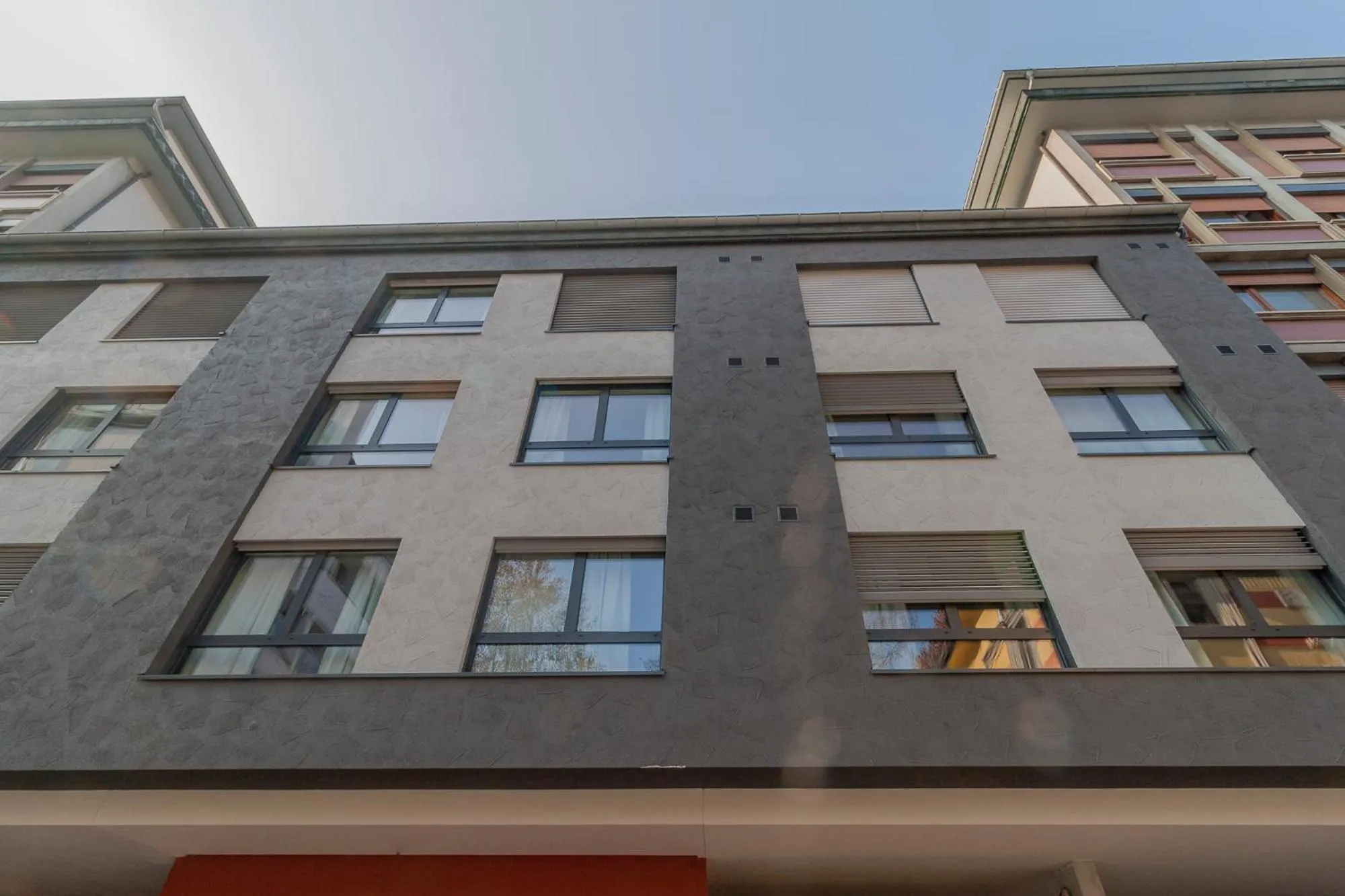 Property building in YUGOGO PELLICO 8 Trento Centro