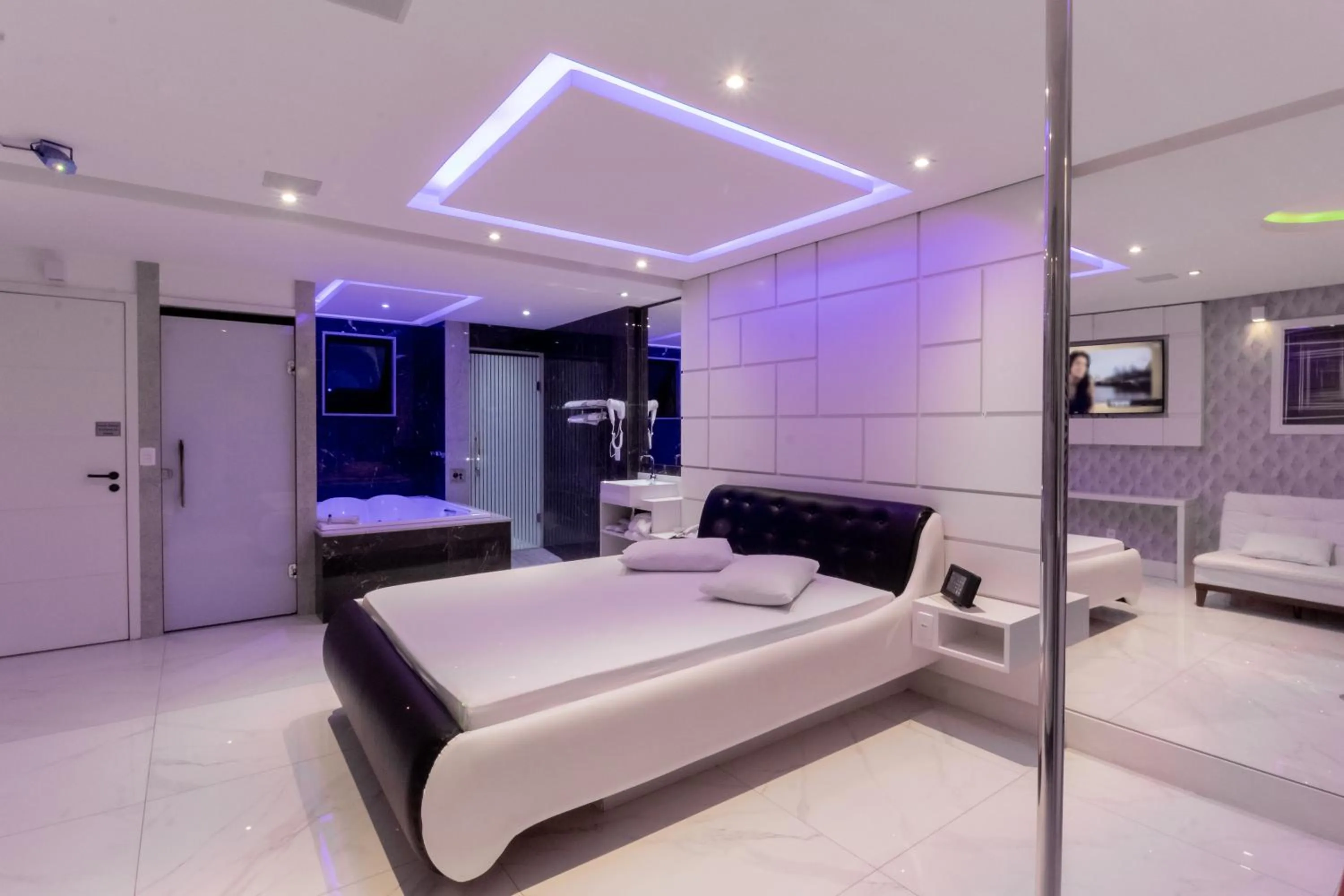 Bed in BAMBINA HOTEL -Adultos Somente