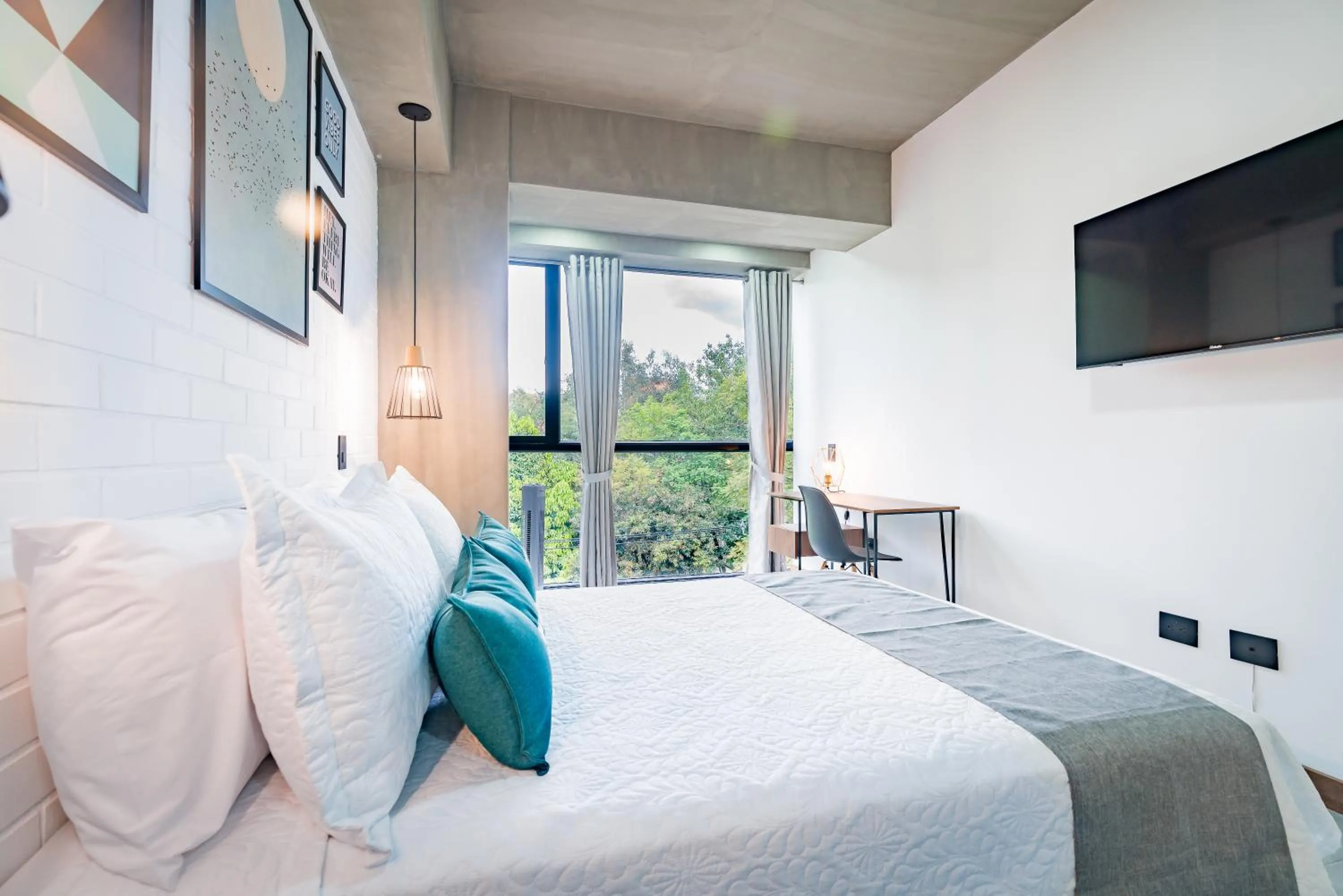 Bed in Loft 32 Medellín Living