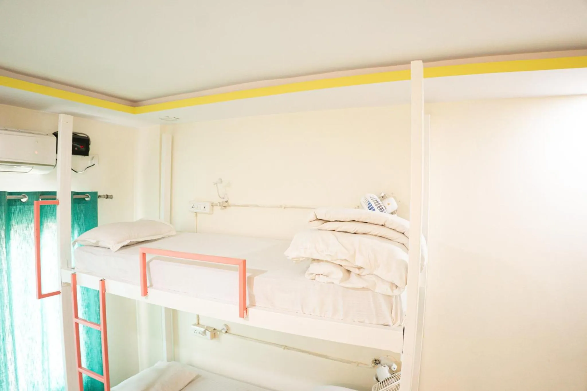 Bedroom, Bed in Trippme Rishikesh - Boutique Hostel, Tapovan