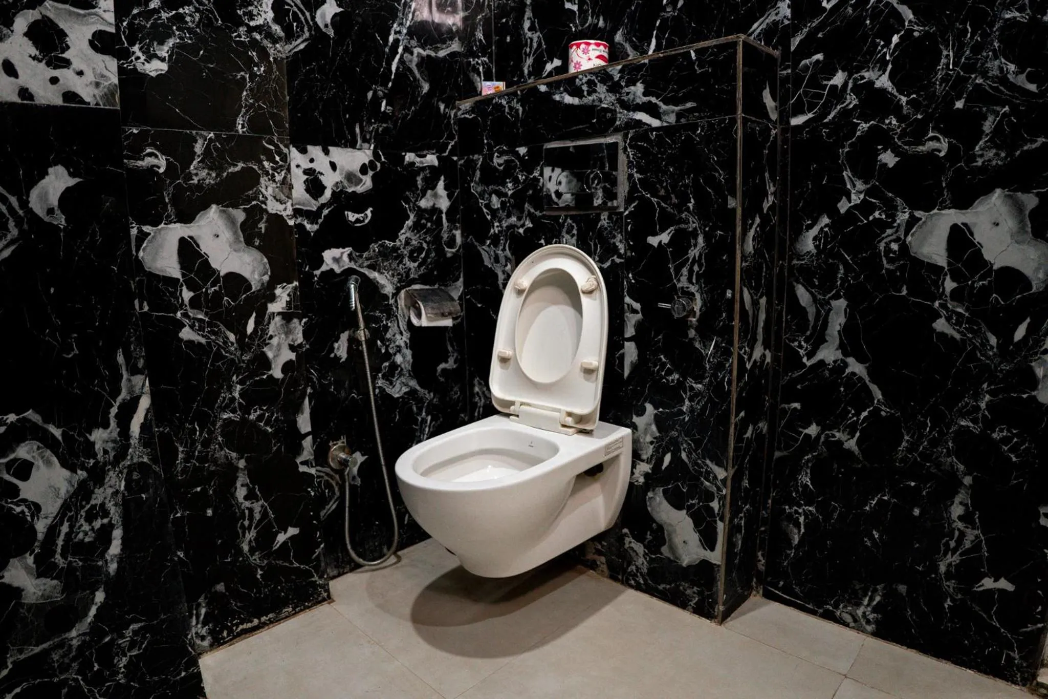 Bathroom in Trippme Rishikesh - Boutique Hostel, Tapovan