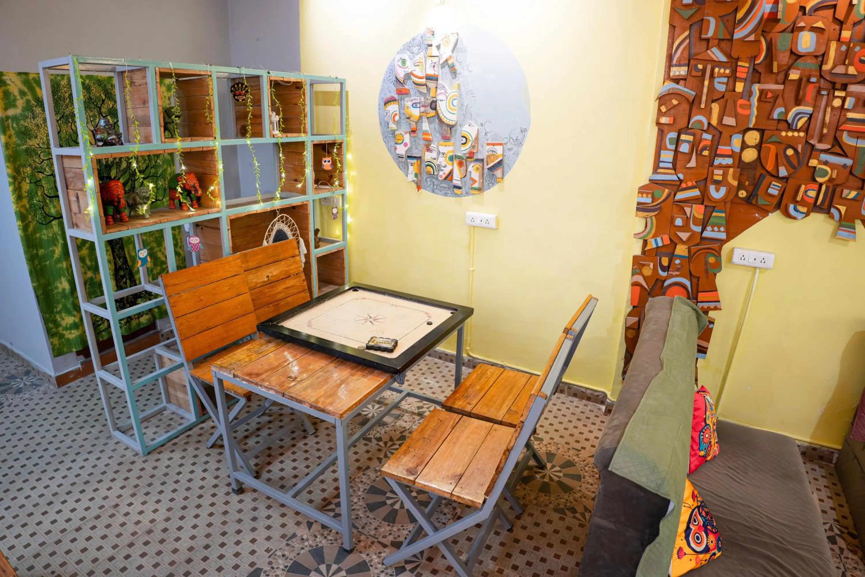 Restaurant/places to eat in Trippme Rishikesh - Boutique Hostel, Tapovan