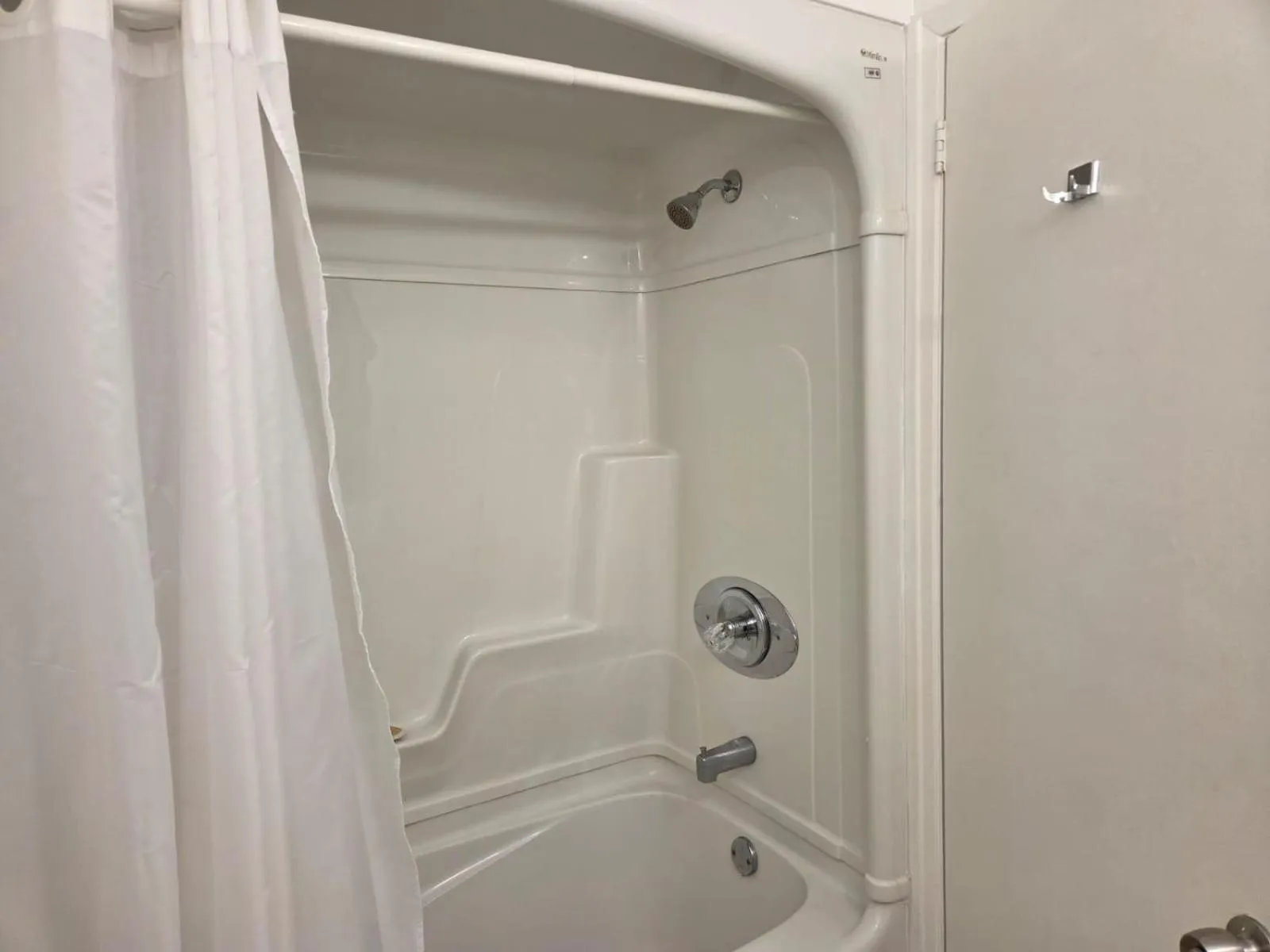 Valois Motel & Restaurant