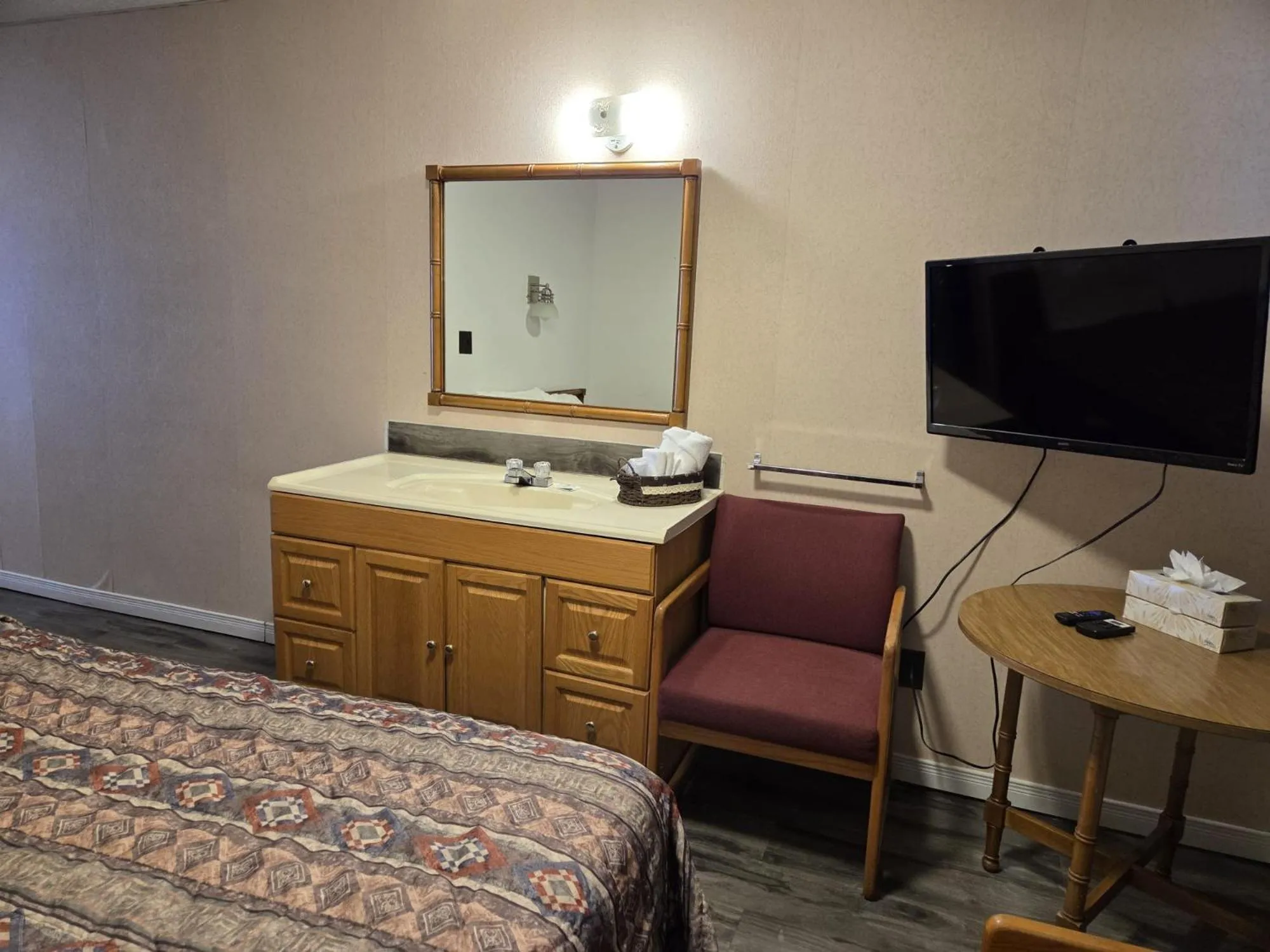 Valois Motel & Restaurant