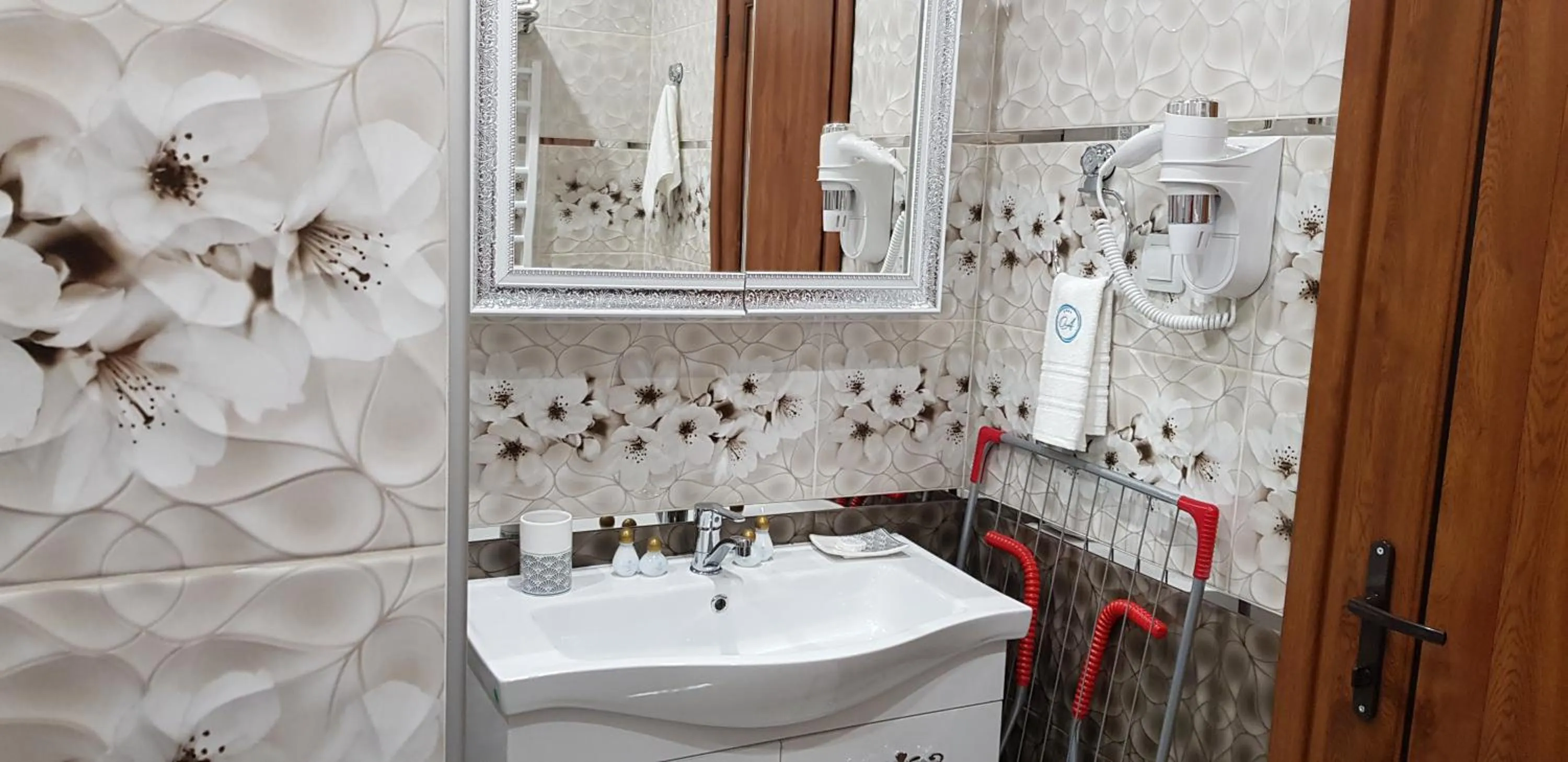 Bathroom in Aparthotel Olympus Plaza - SPA & Indoor Pool