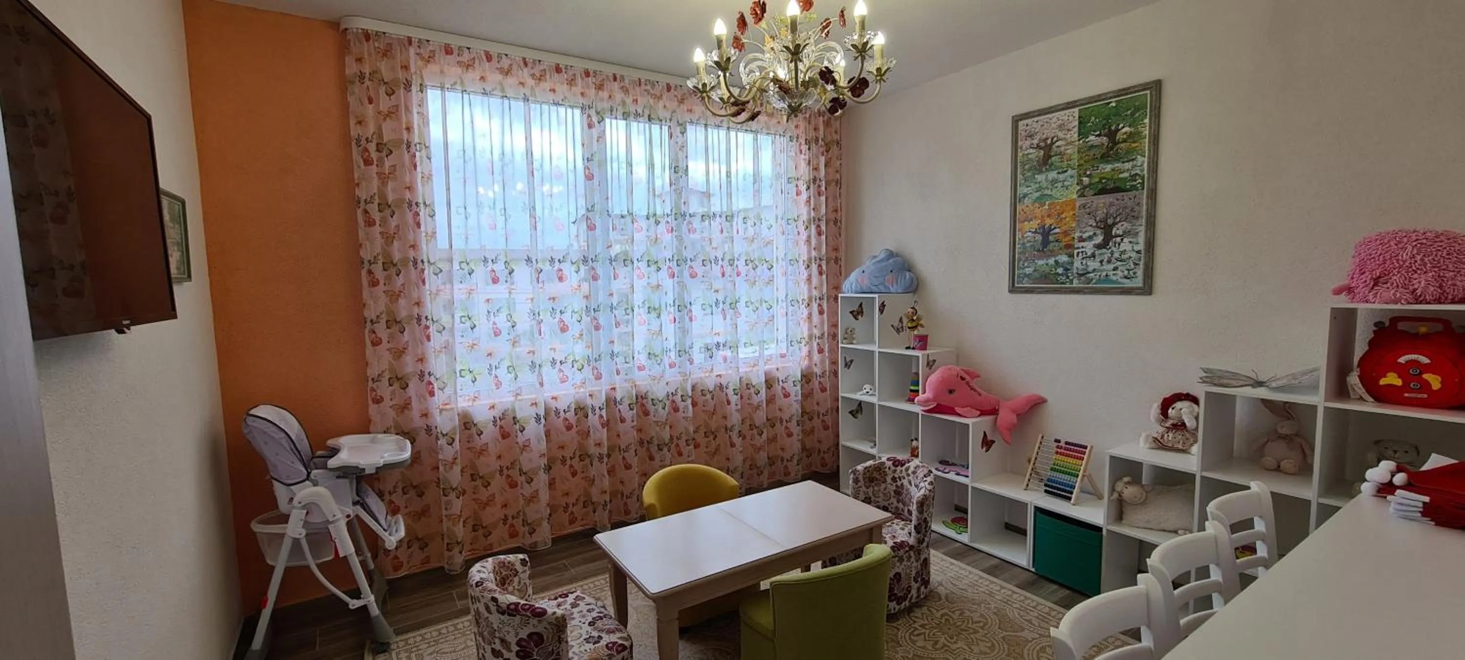 young children in Aparthotel Olympus Plaza - SPA & Indoor Pool