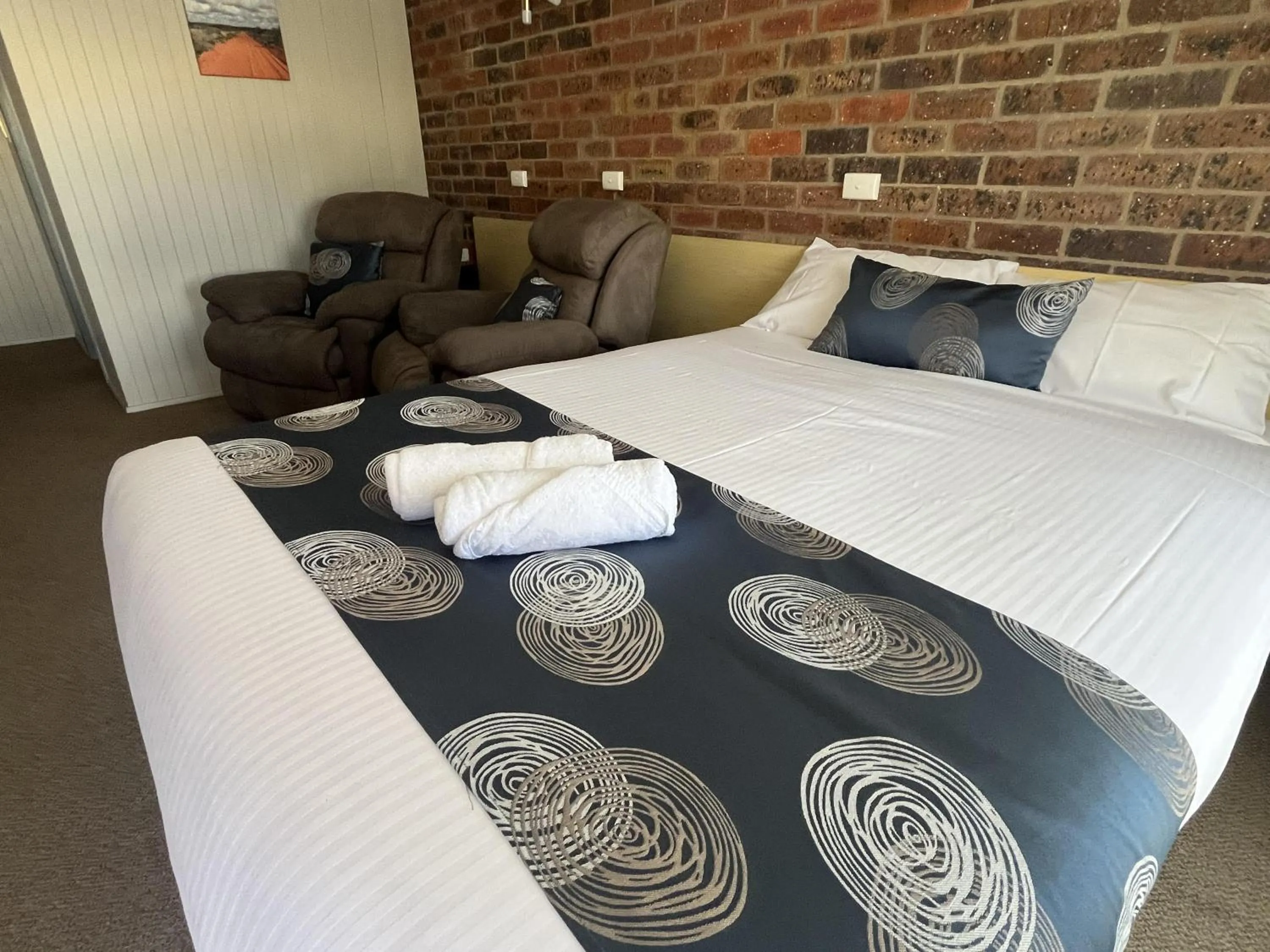 Bed in Barham Riverland Motel