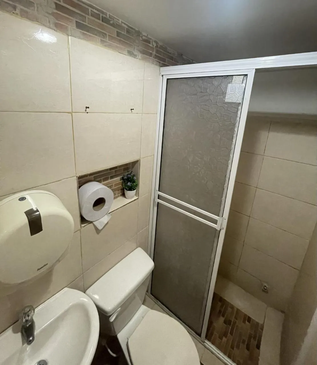 Bathroom in Hotel Mangata