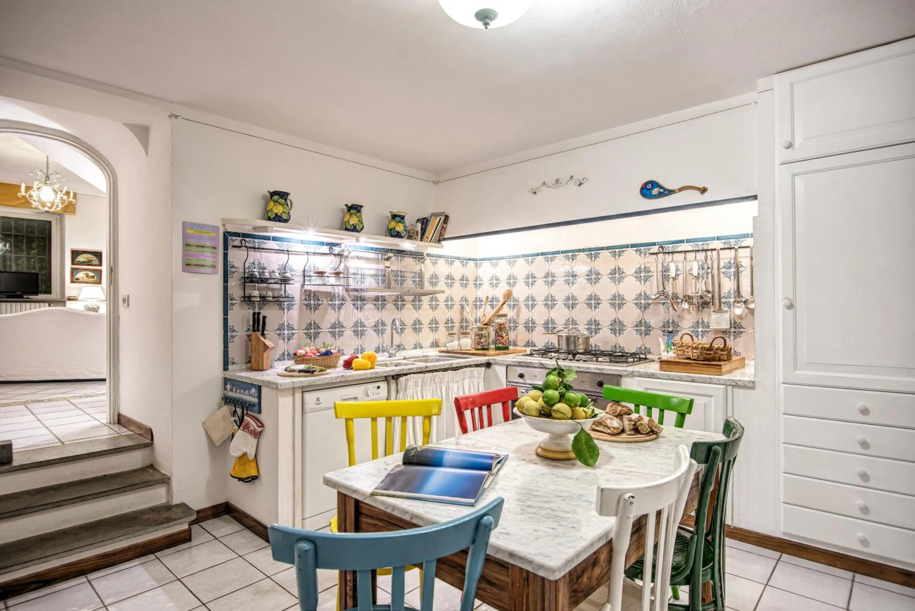 Dining area in Country Lemonvilla