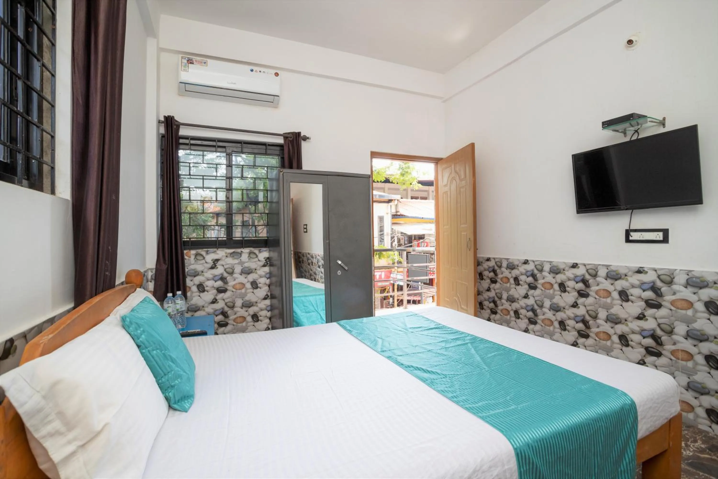 Bedroom, Bed in Marcelo Place 3