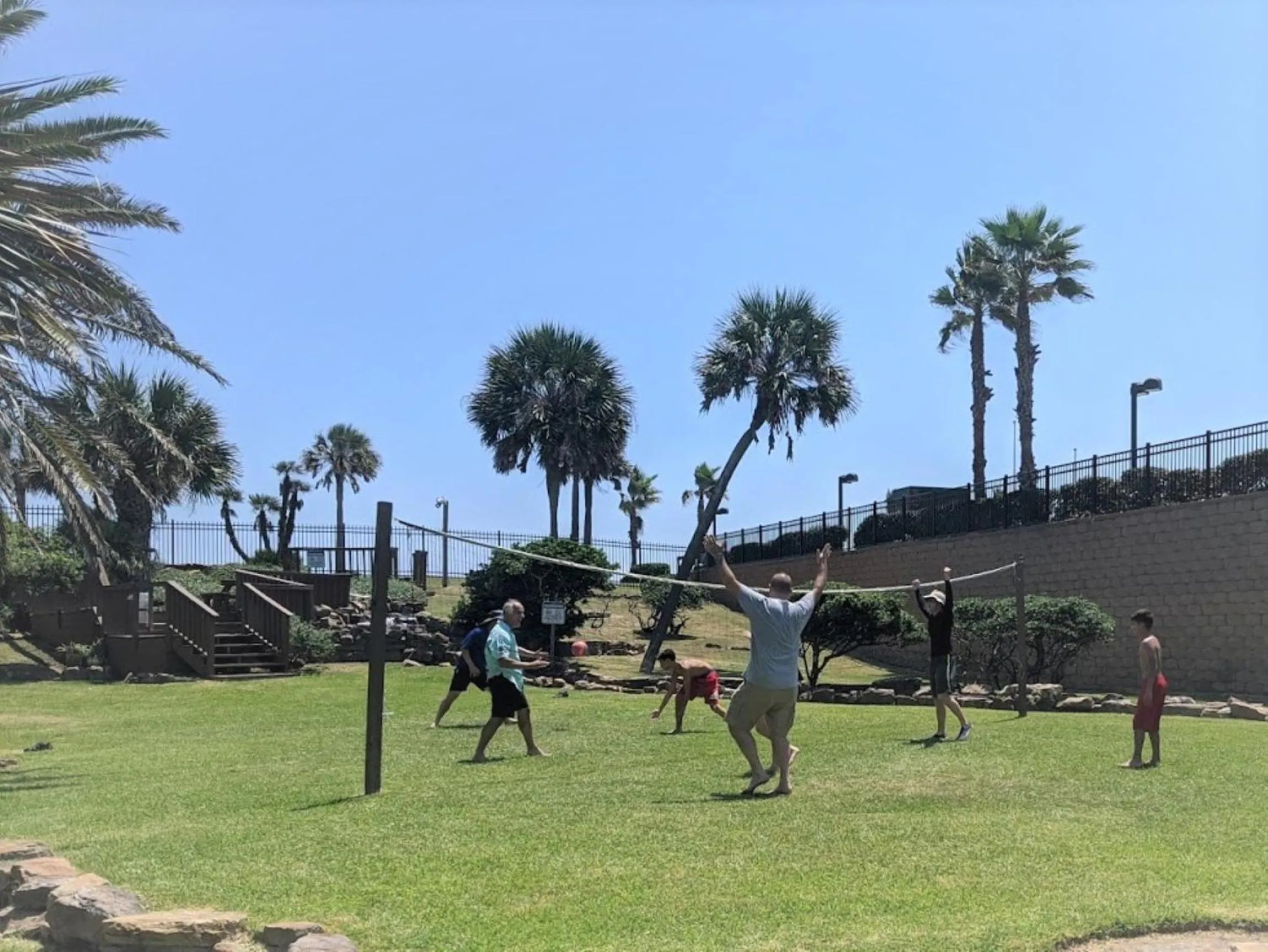 People in Gulf View, Flip Flop Oasis GVR06432