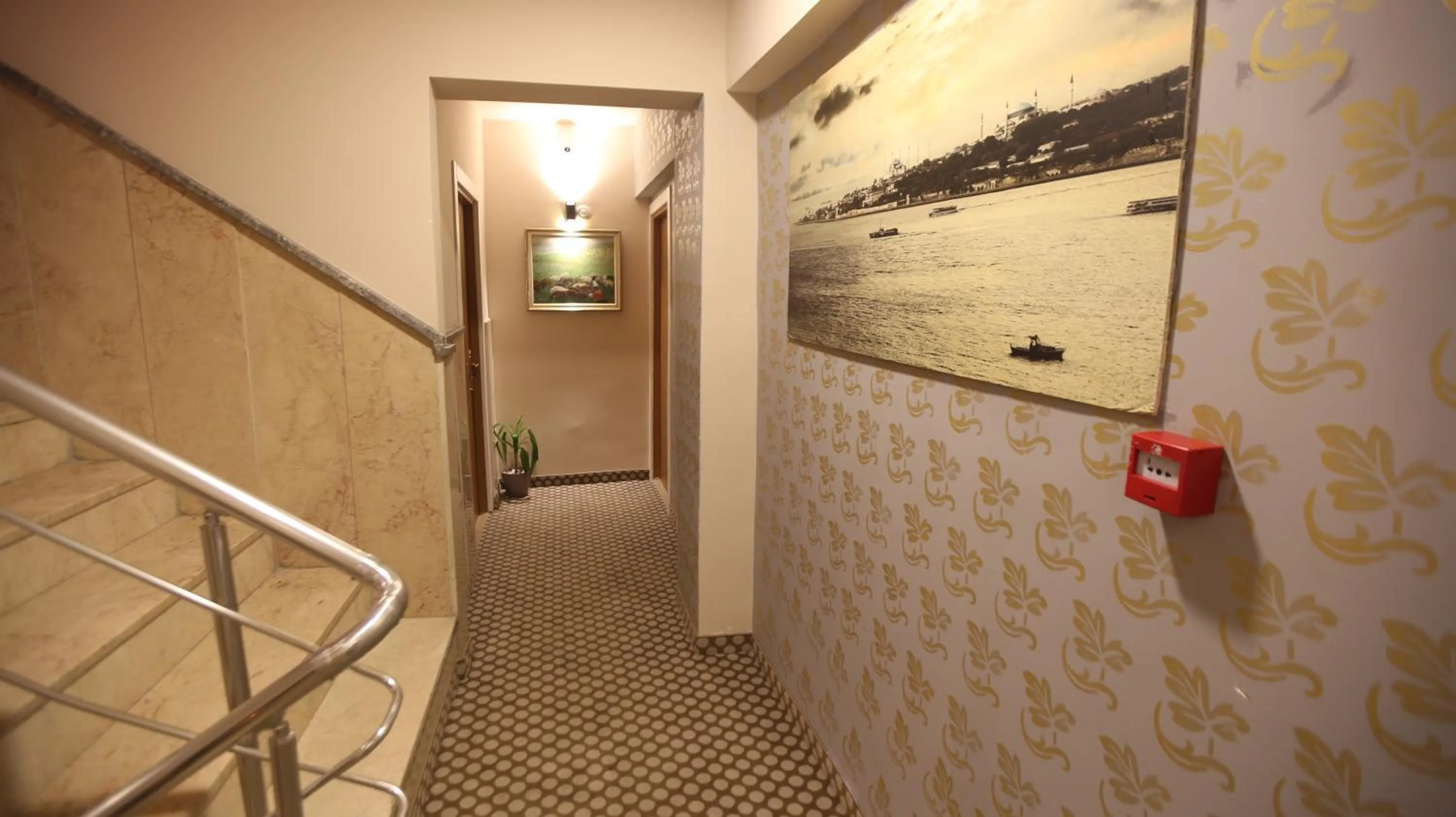 Lobby or reception in Ozio İstanbul Hotel