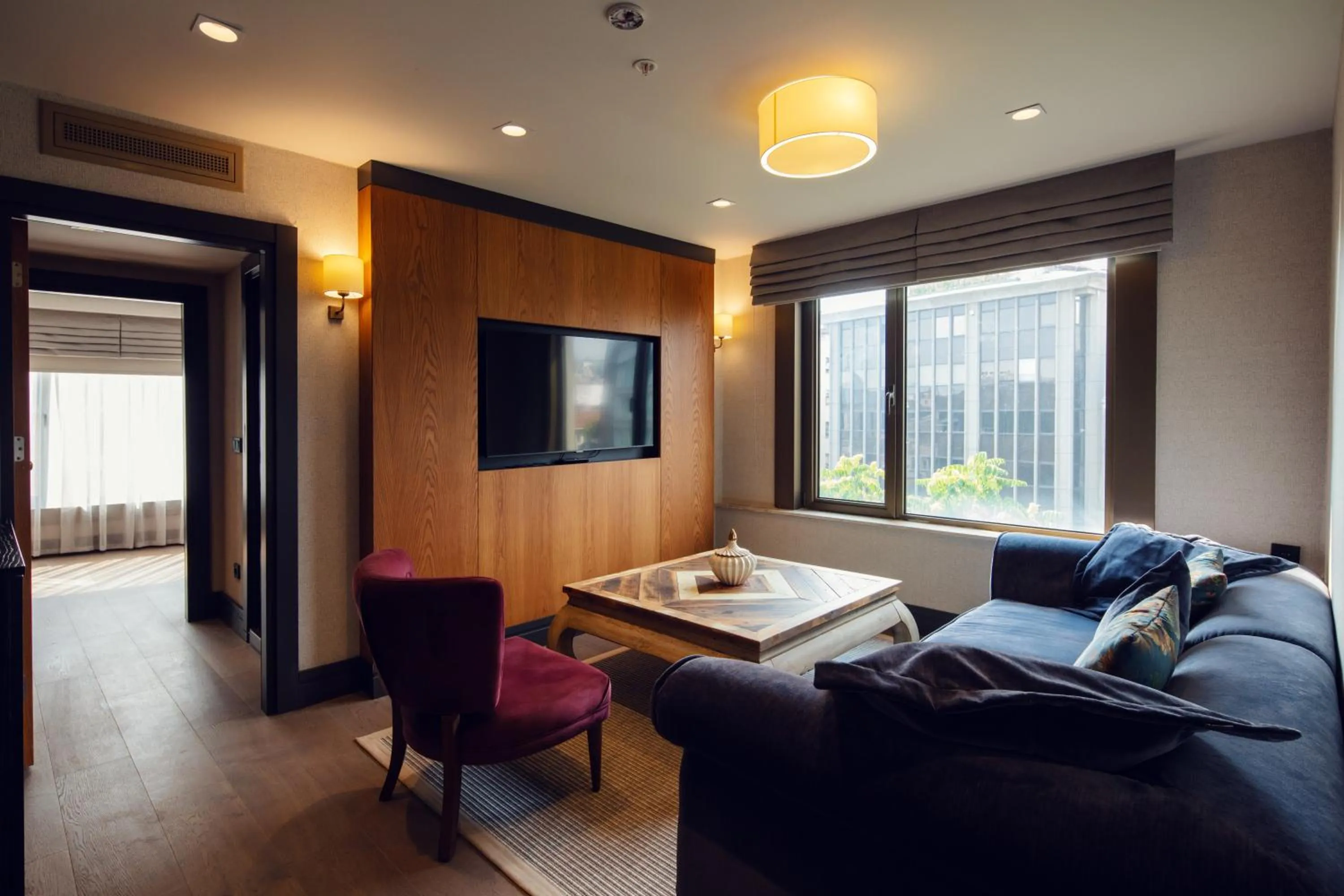 Communal lounge/ TV room in Root Karaköy