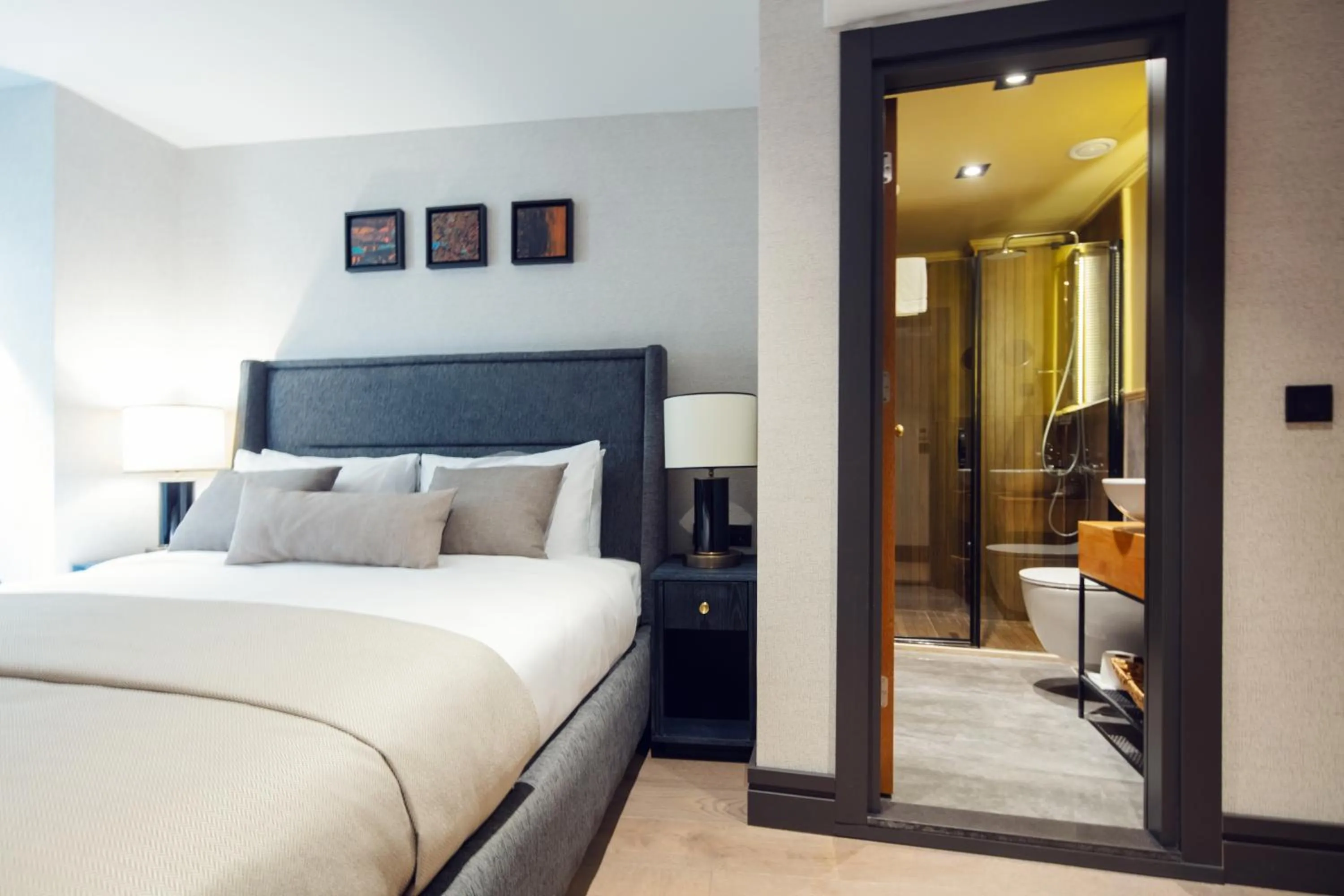 Bed in Root Karaköy