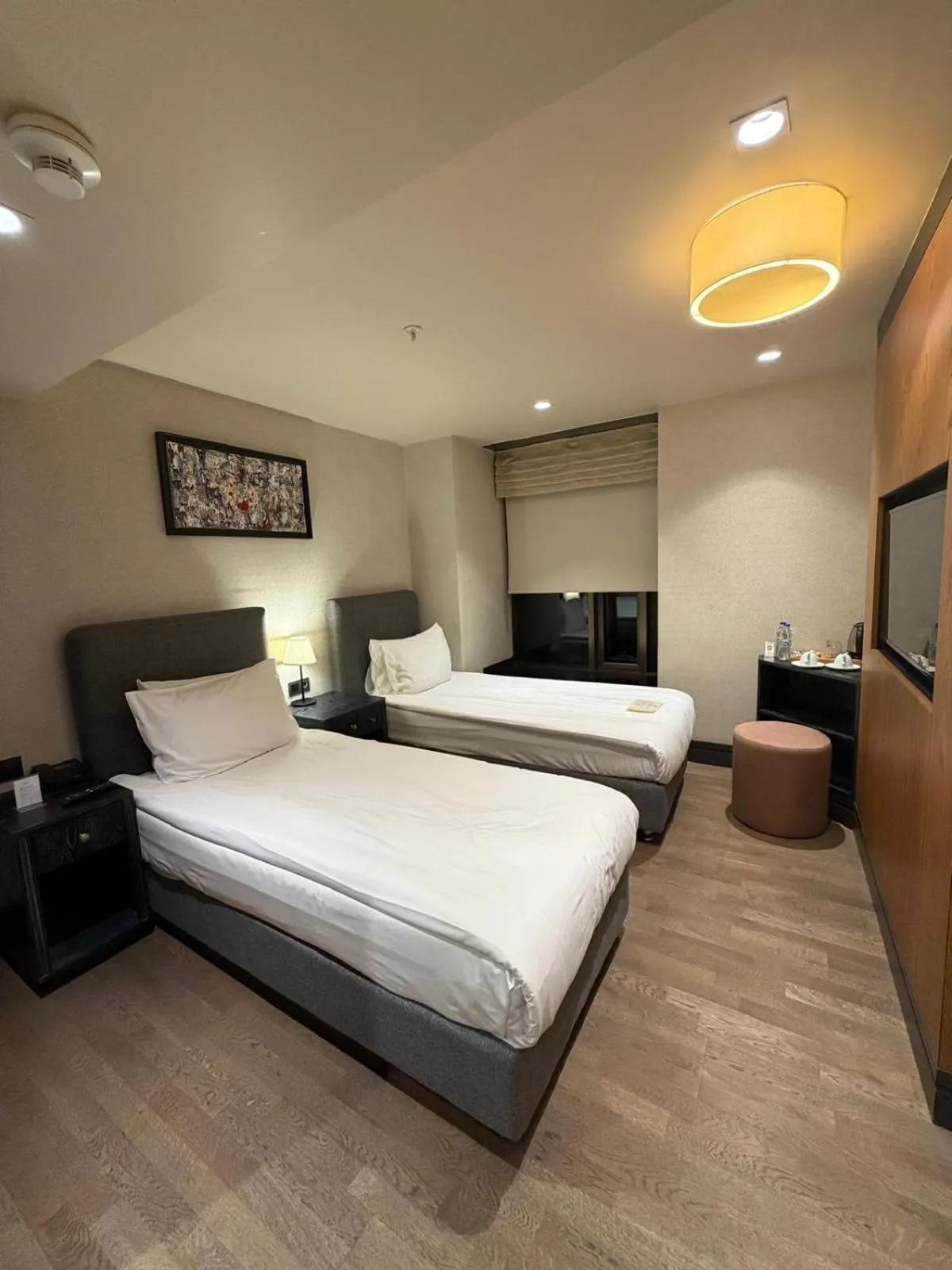 Photo of the whole room, Bed in Root Karaköy