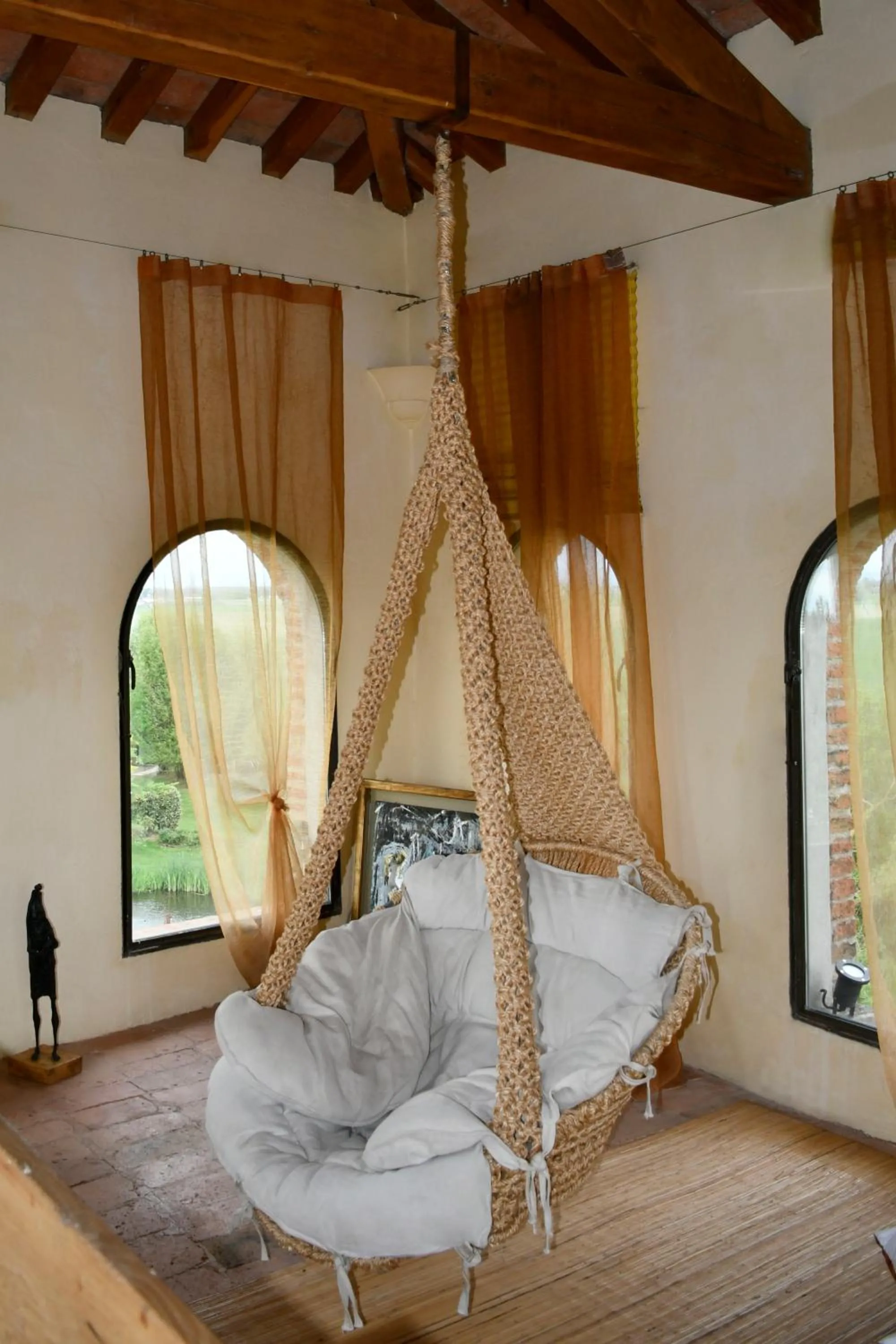 Bird's eye view, Bed in Palazzo delle Biscie - Old Tower & Village