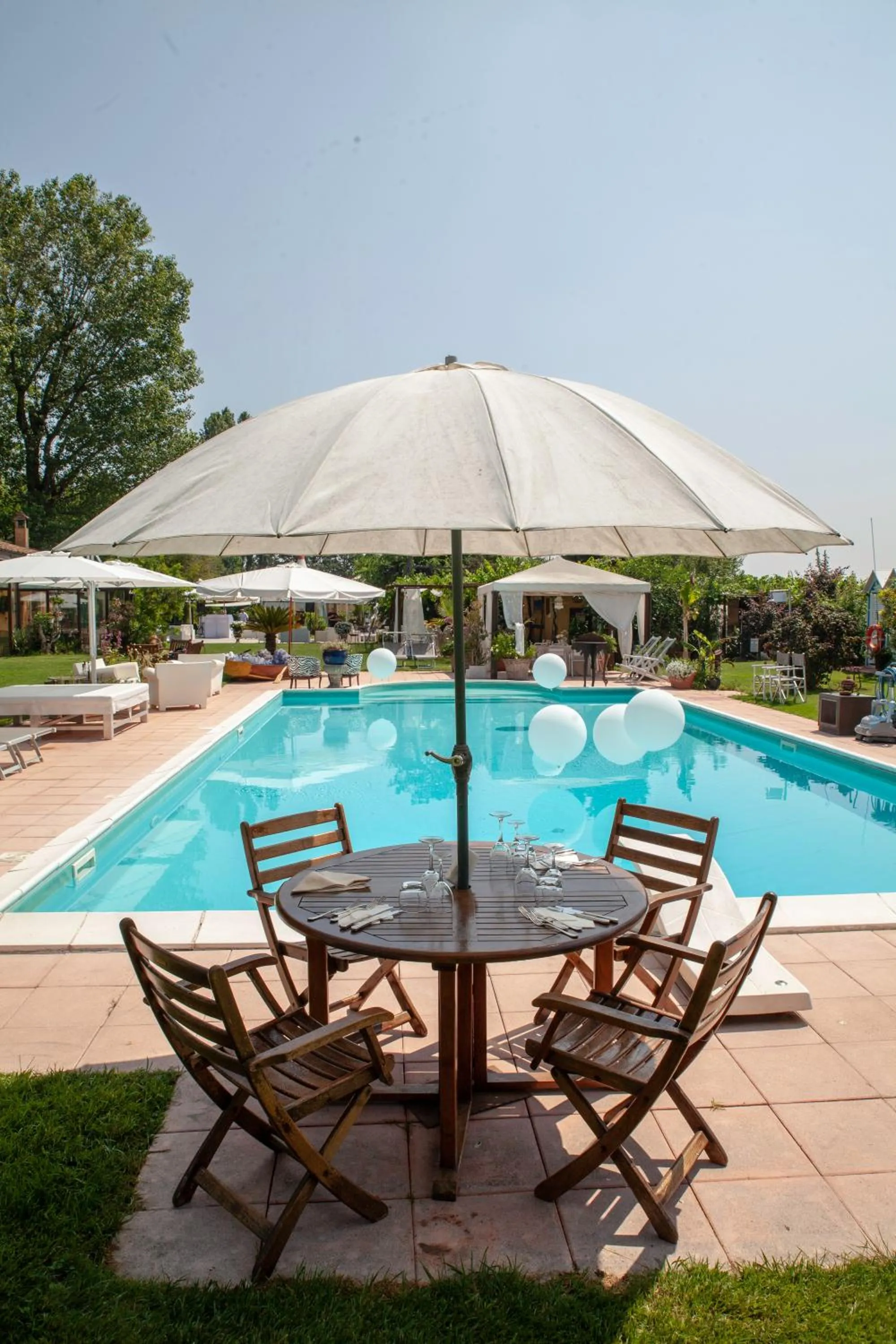 Pool view in Palazzo delle Biscie - Old Tower & Village