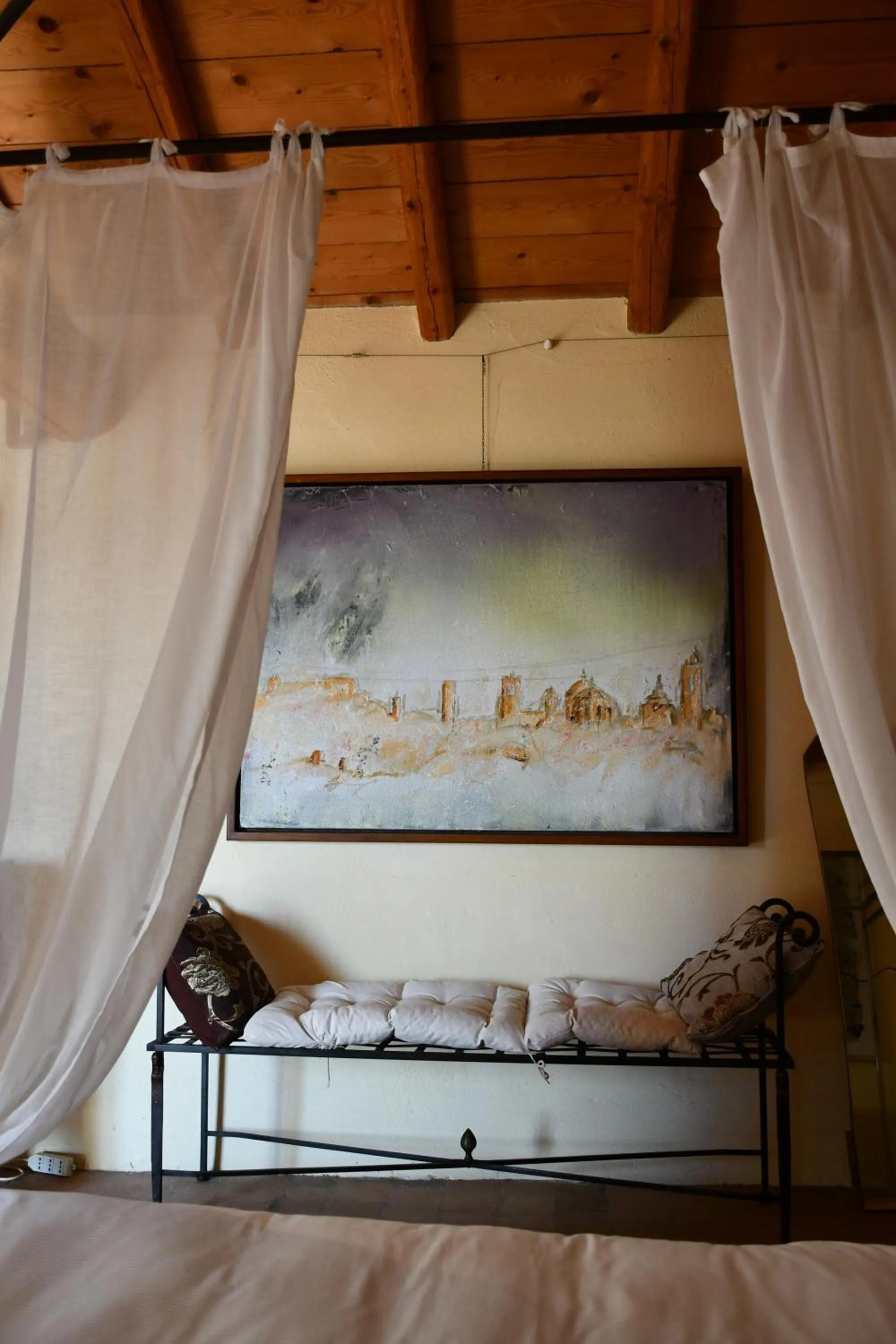 Decorative detail, Bed in Palazzo delle Biscie - Old Tower & Village