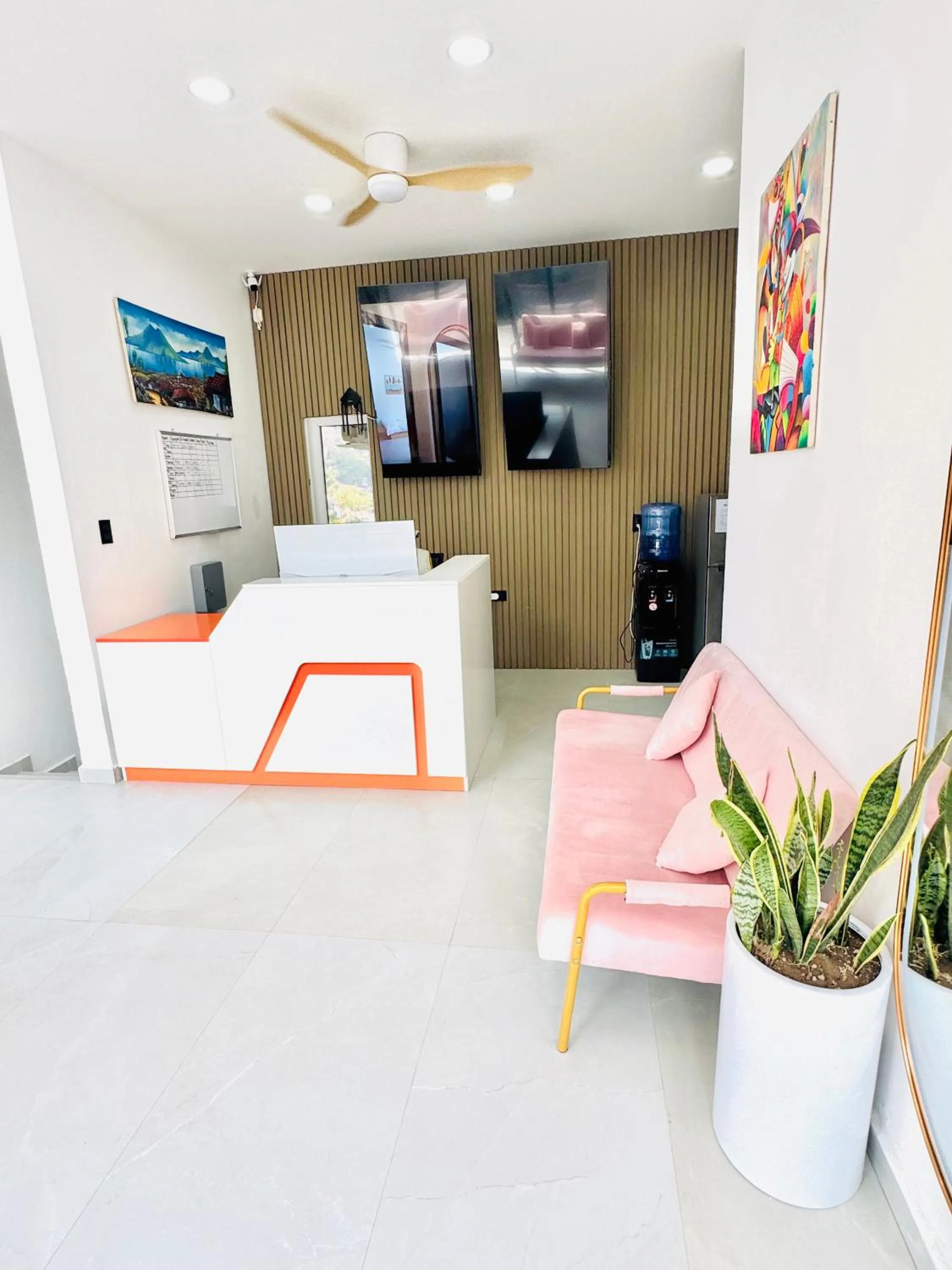 One-Bedroom Apartment in DUBAI by luxury Atitlan