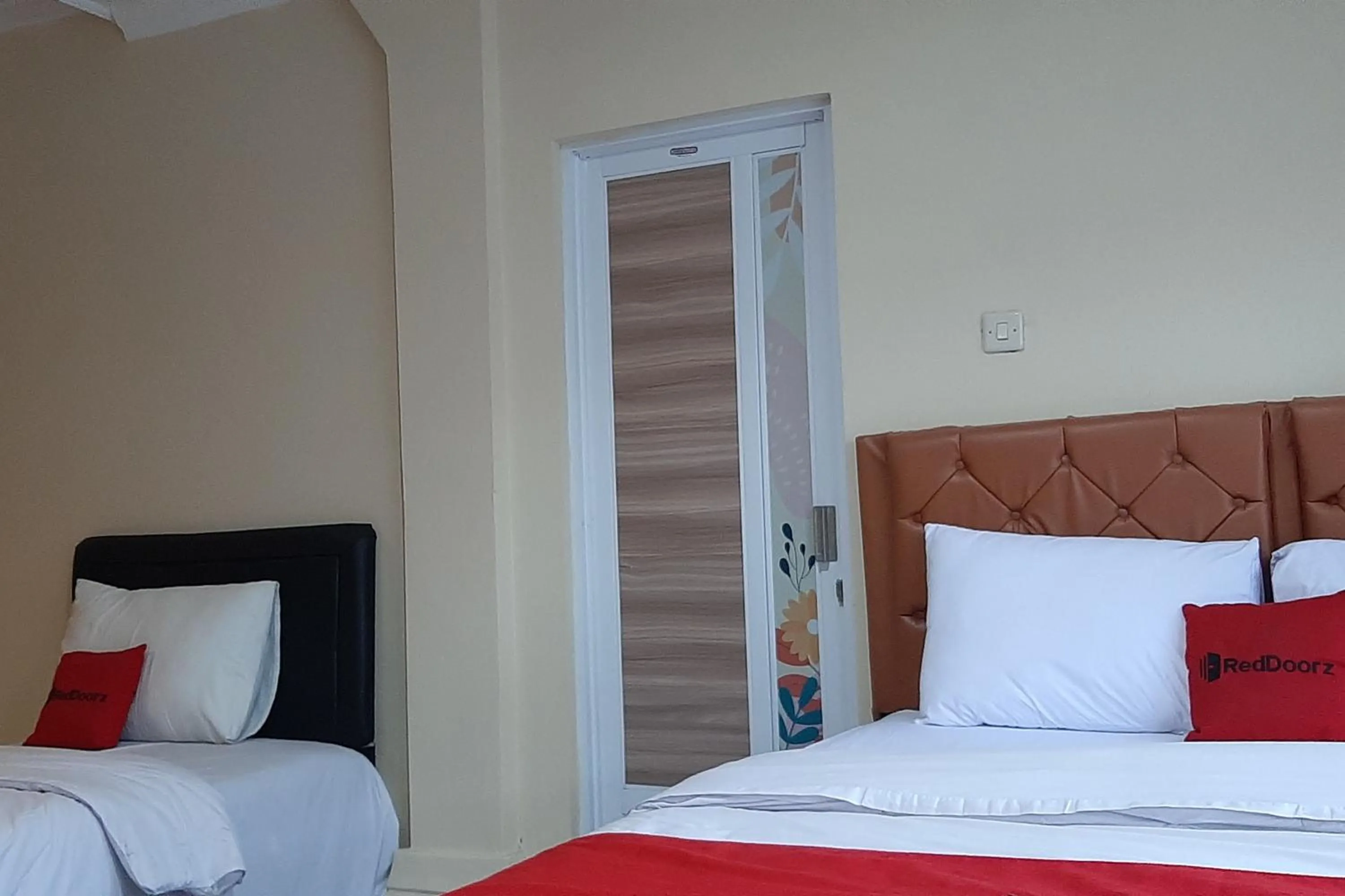 Bed in RedDoorz At Hotel Pakem Sari Kaliurang