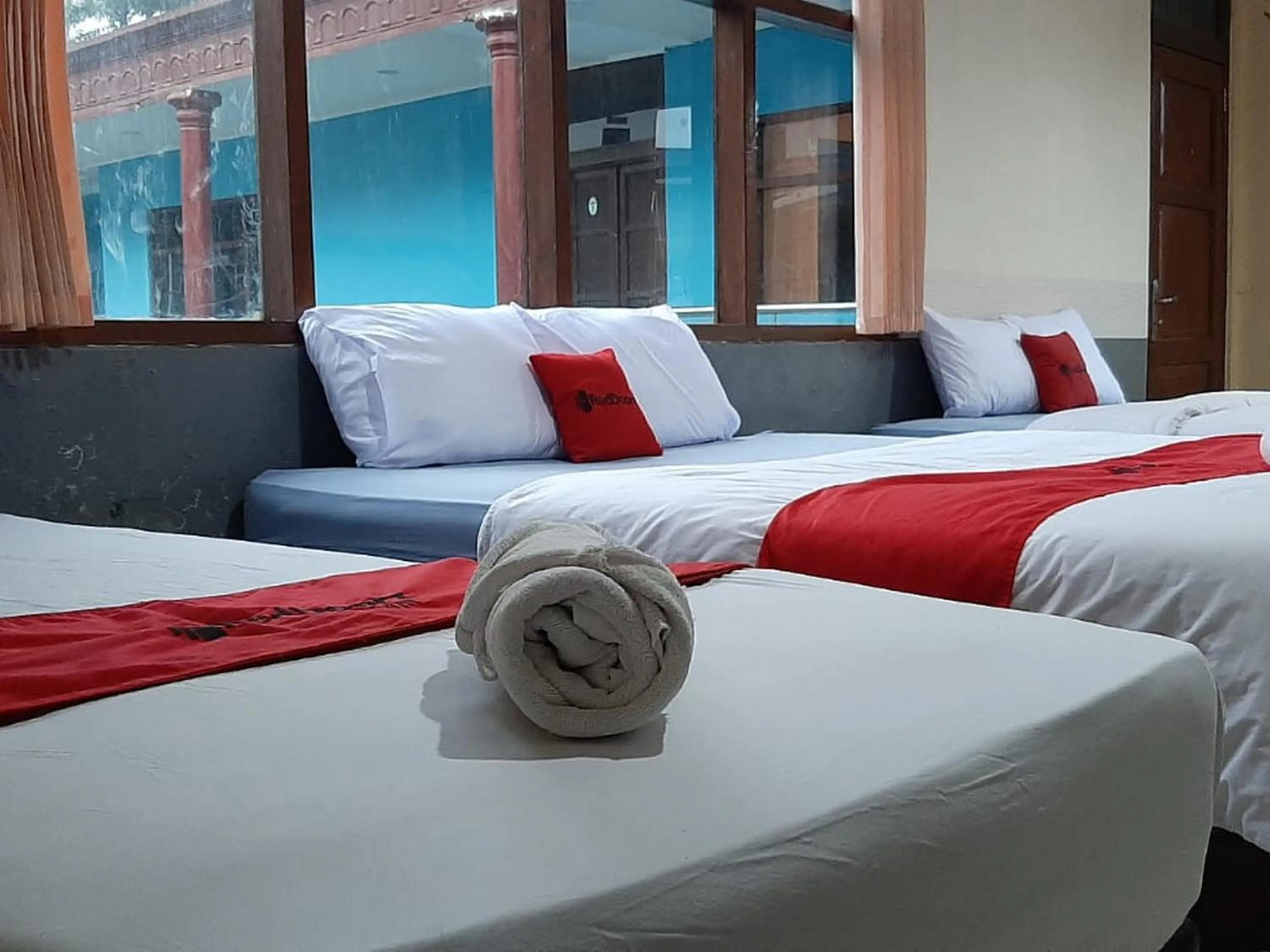 Bed in RedDoorz At Hotel Pakem Sari Kaliurang