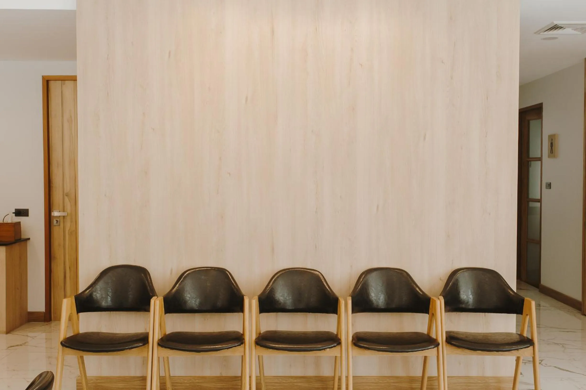 Restaurant/places to eat in Poodson Hotel Chiangmai