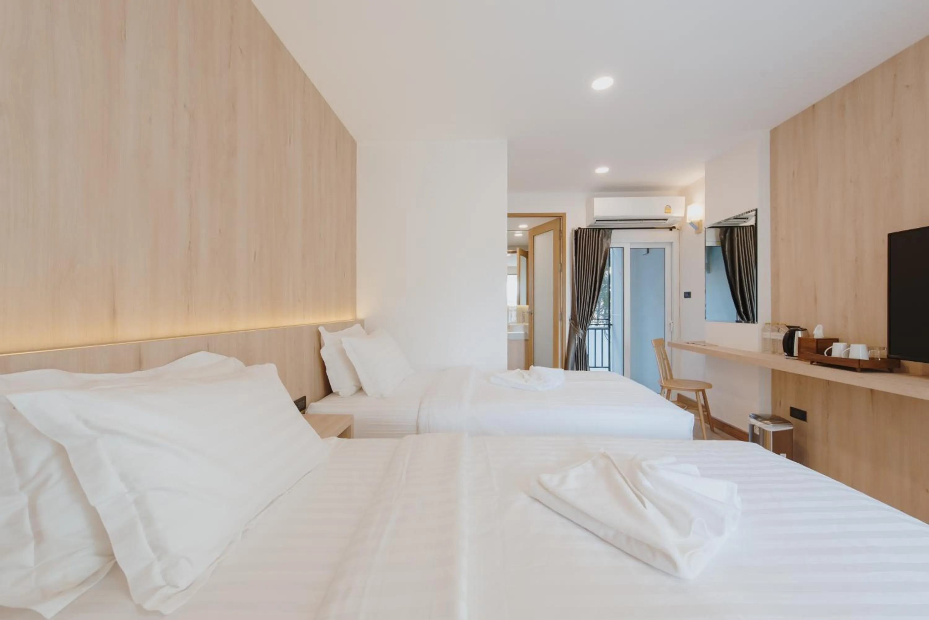 Bedroom, Bed in Poodson Hotel Chiangmai