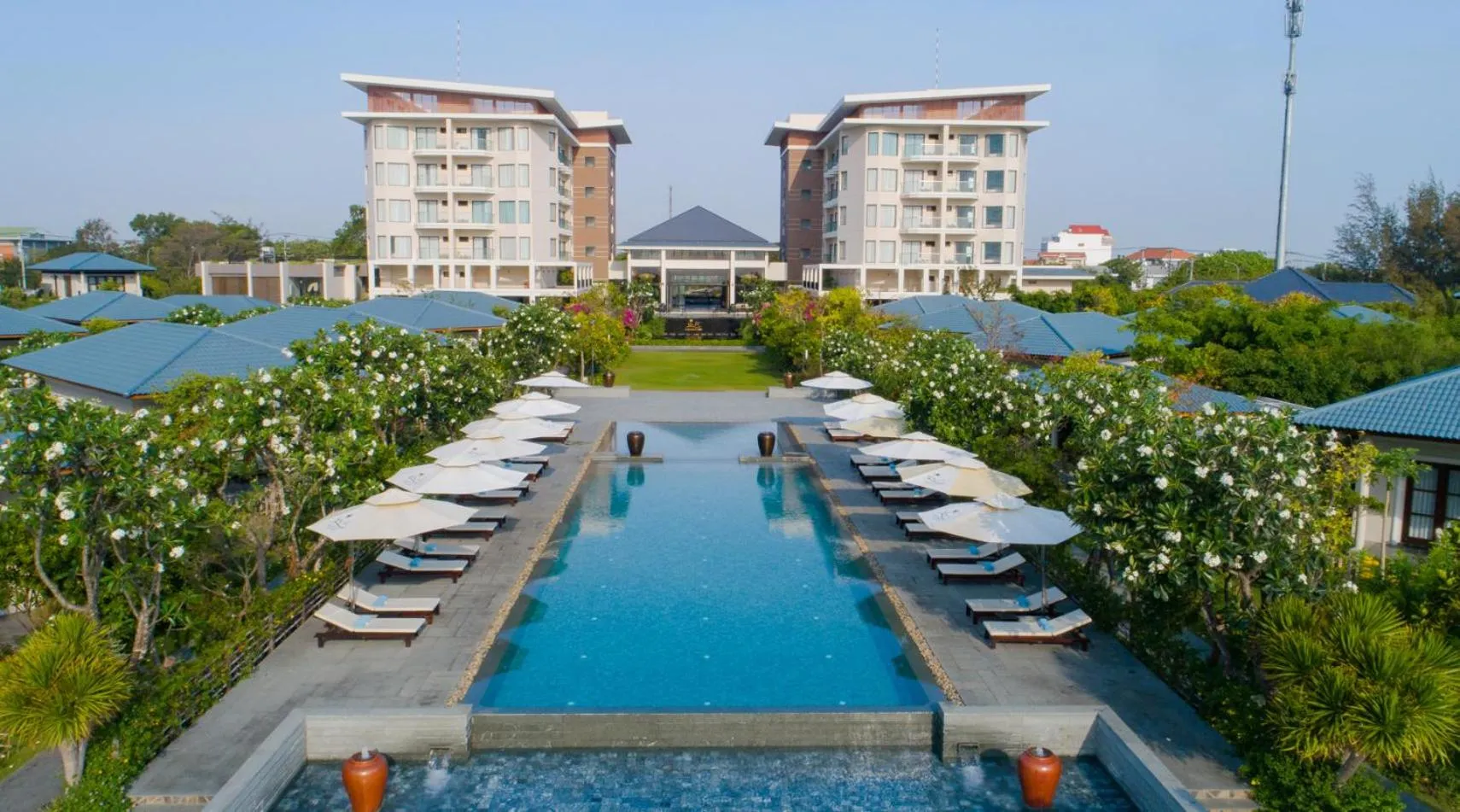 Swimming pool in Hoan My Resort - Ninh Chu