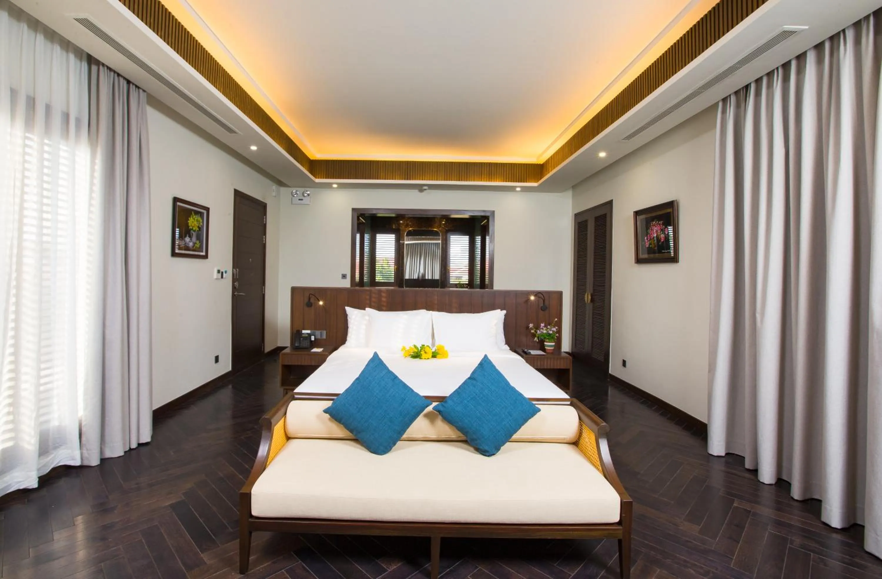 Bedroom, Bed in Hoan My Resort - Ninh Chu